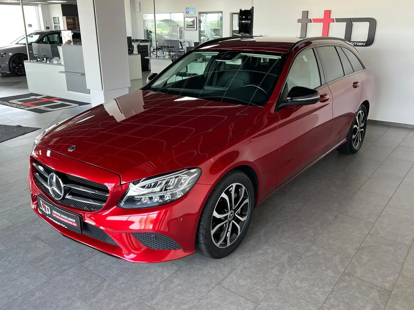 Mercedes-Benz C 300 d T Avantgarde WIDE R.Kamera LED Ambiente Rosso - 2