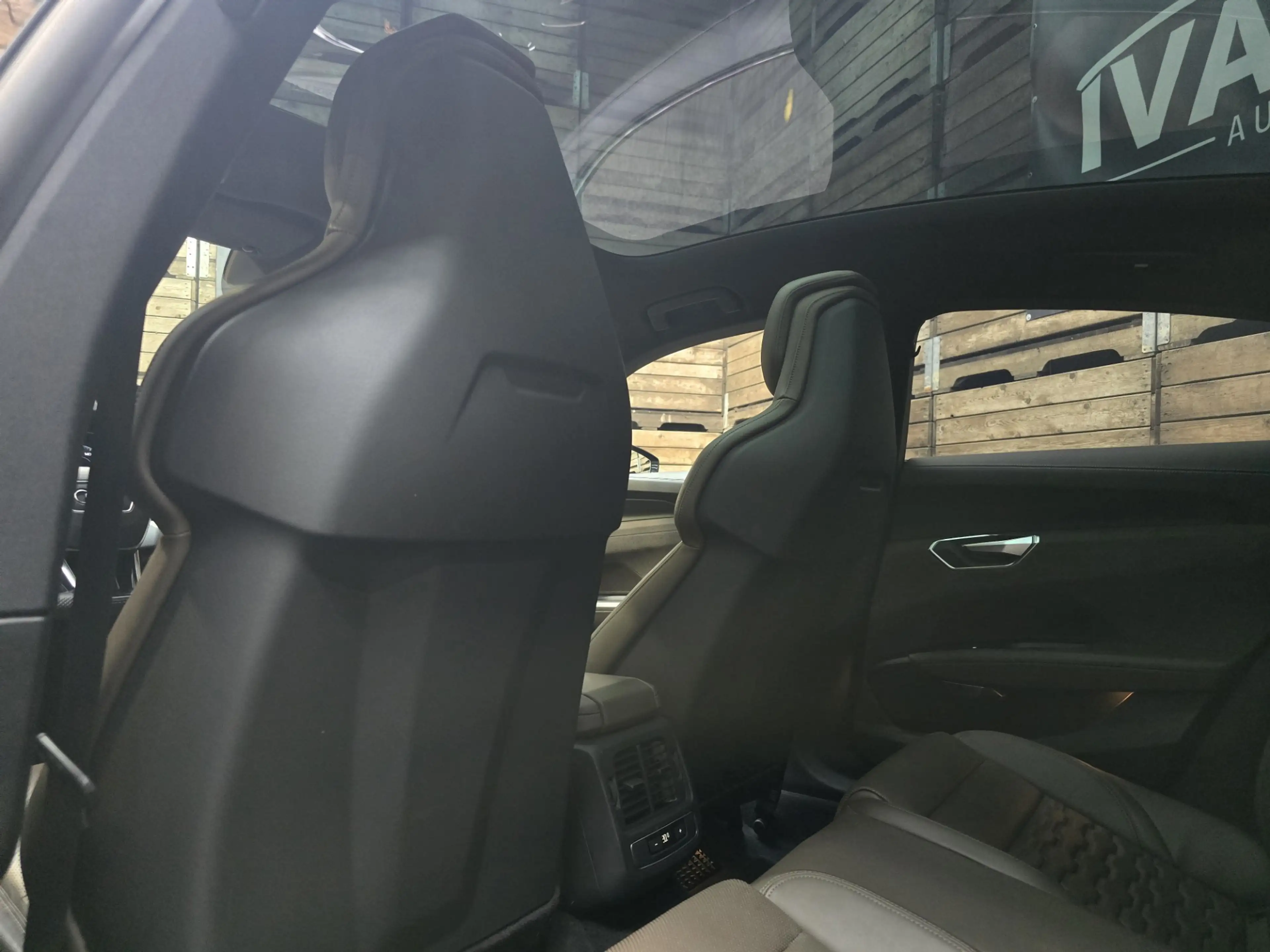 Audi e-tron GT GT edition ZERO 93 kWh Pano Leder/alcantara 4WBS H — photo 7