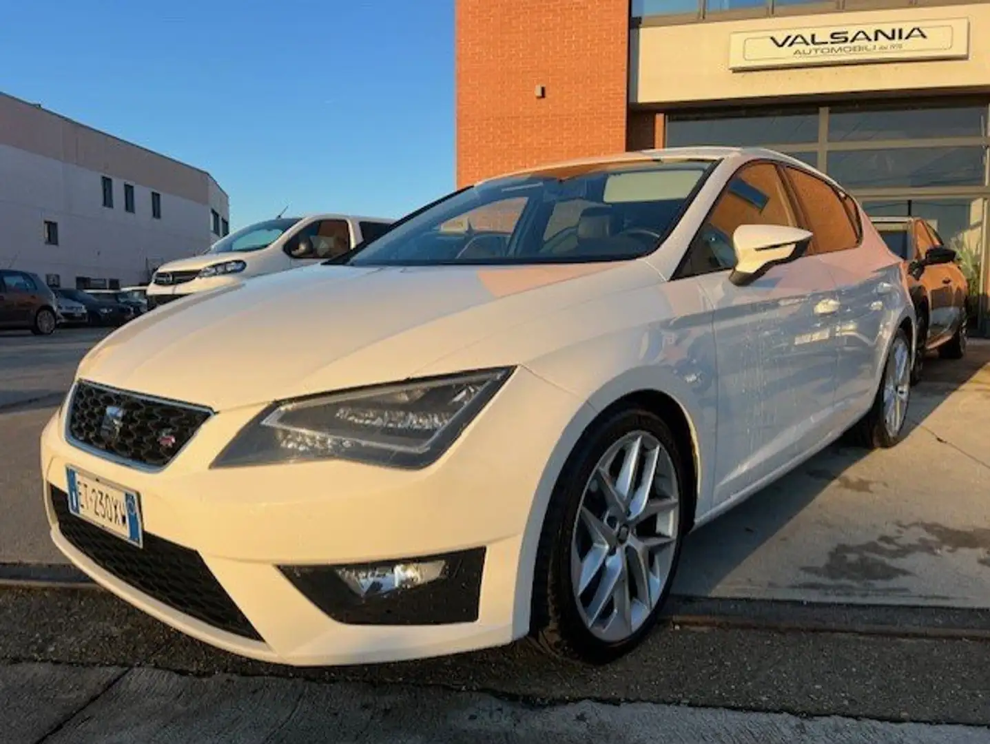 SEAT Leon Leon 5p 2.0 tdi cr FR s Wit - 1