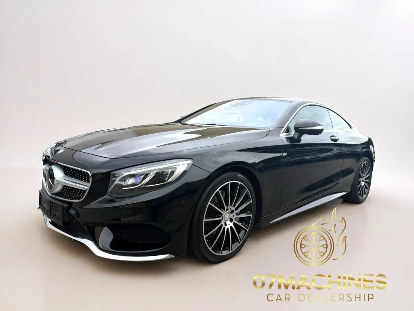 Mercedes-Benz S 500 S 500 4Matic AMG Line Schwarz - 1