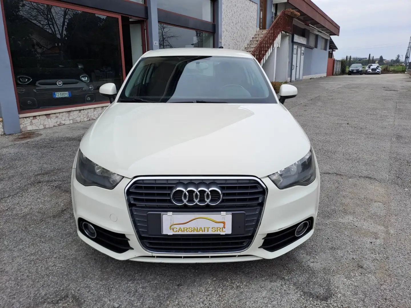 Audi A1 1.6 TDI 105 CV Attraction Bianco - 1