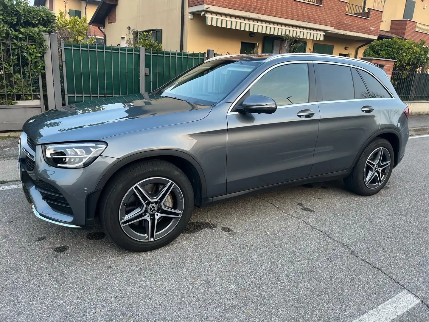 Mercedes-Benz GLC 300 Premium 4matic auto Gris - 1