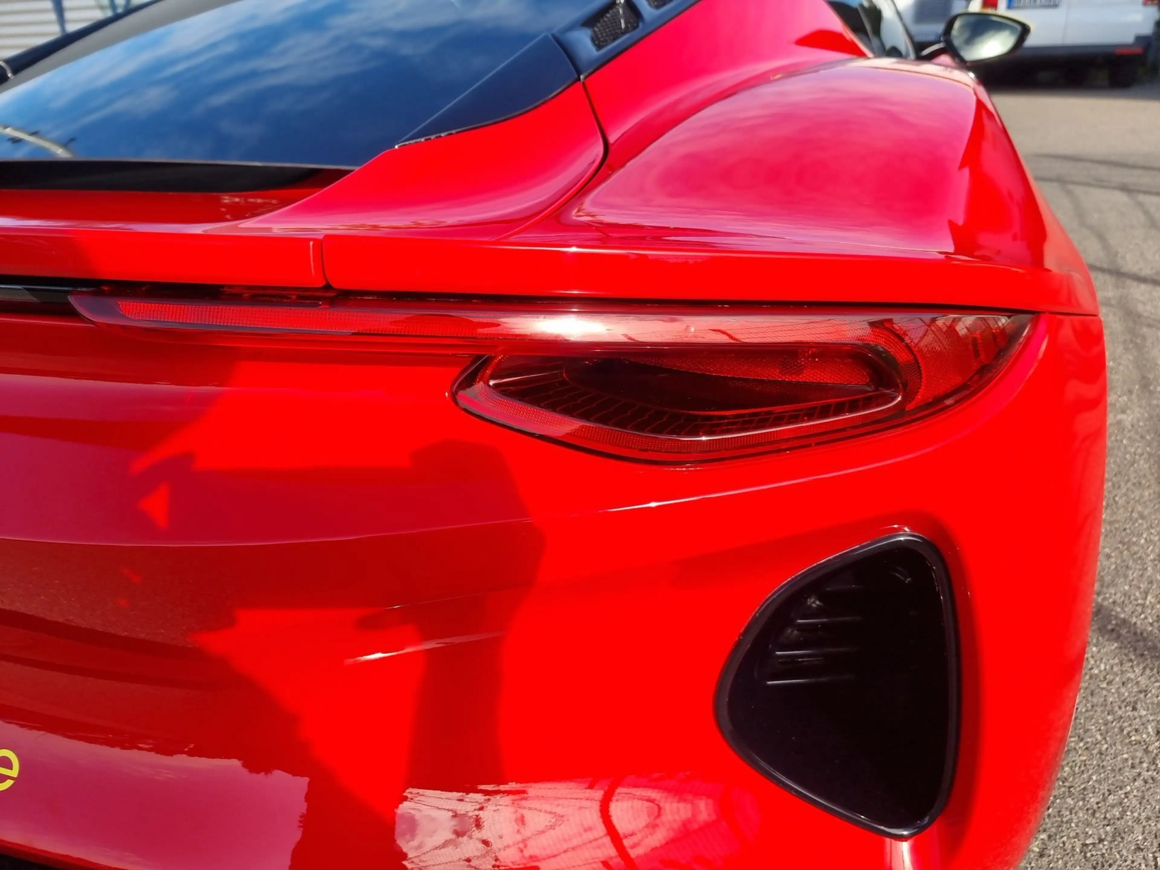 Lotus Emira V6 Racing-Line Navi LED Kamera PDC LM — photo 15