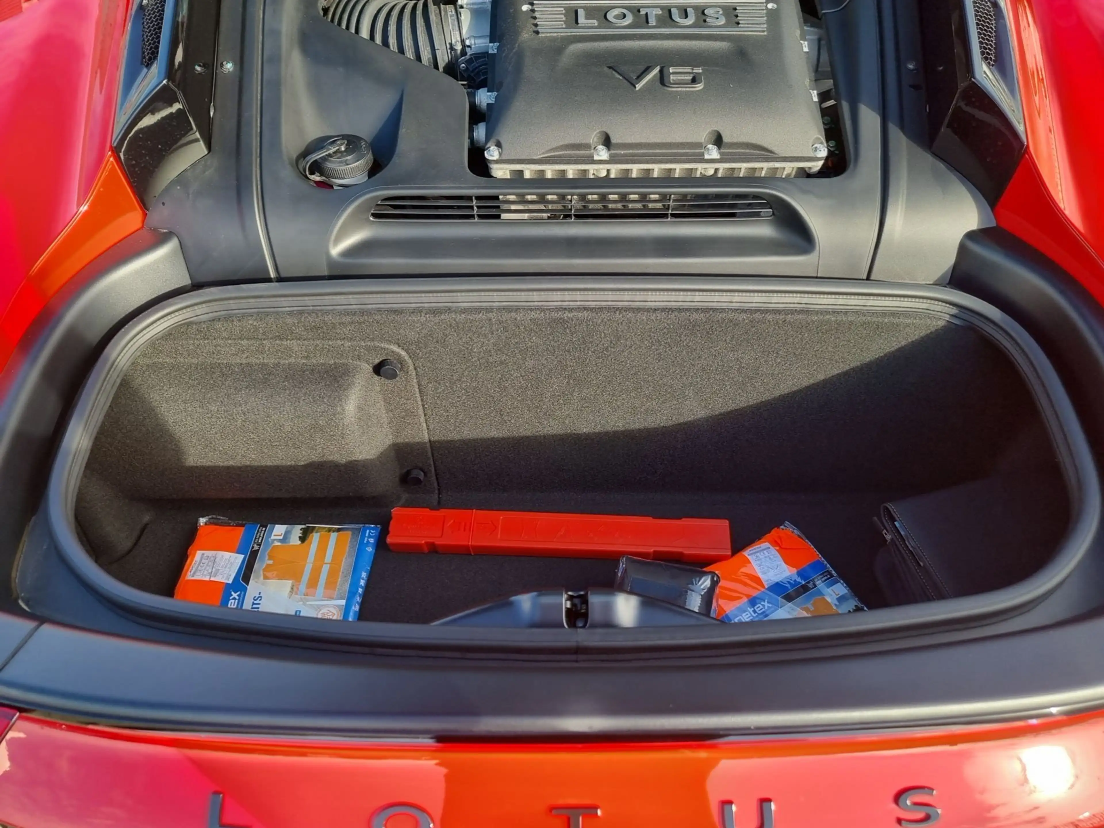 Lotus Emira V6 Racing-Line Navi LED Kamera PDC LM — photo 14