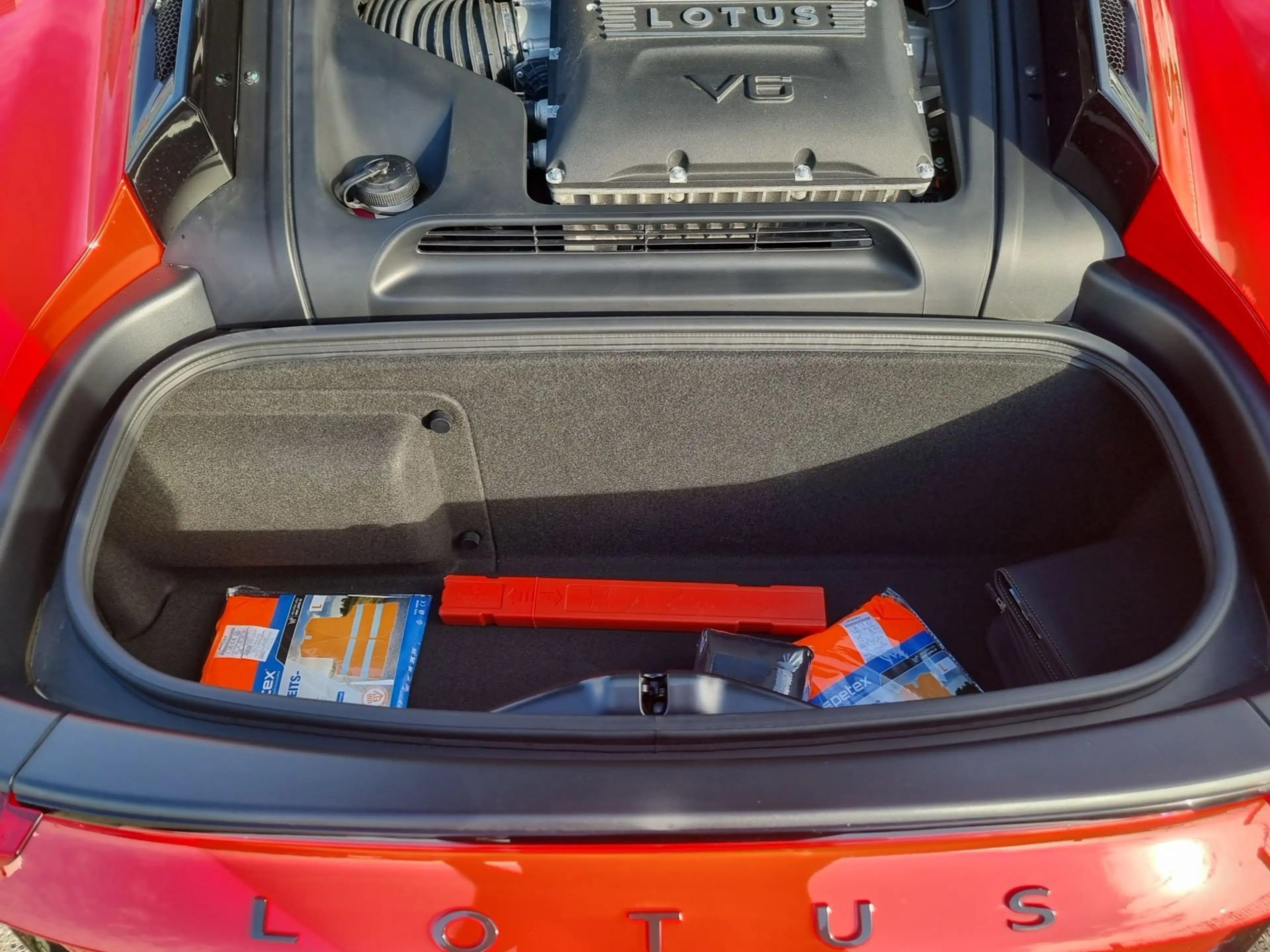 Lotus Emira V6 Racing-Line Navi LED Kamera PDC LM — photo 13