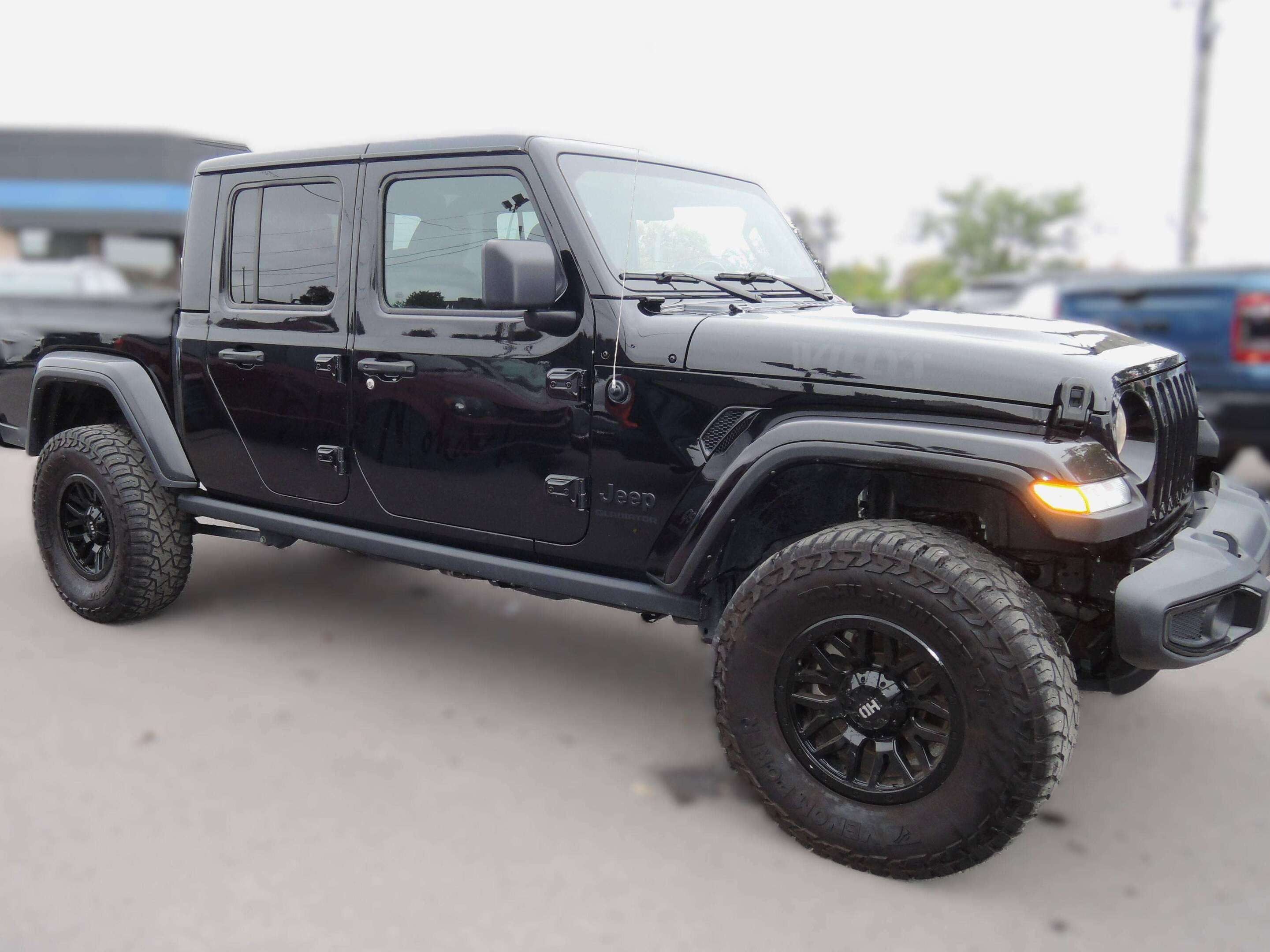 2023 Jeep Gladiator