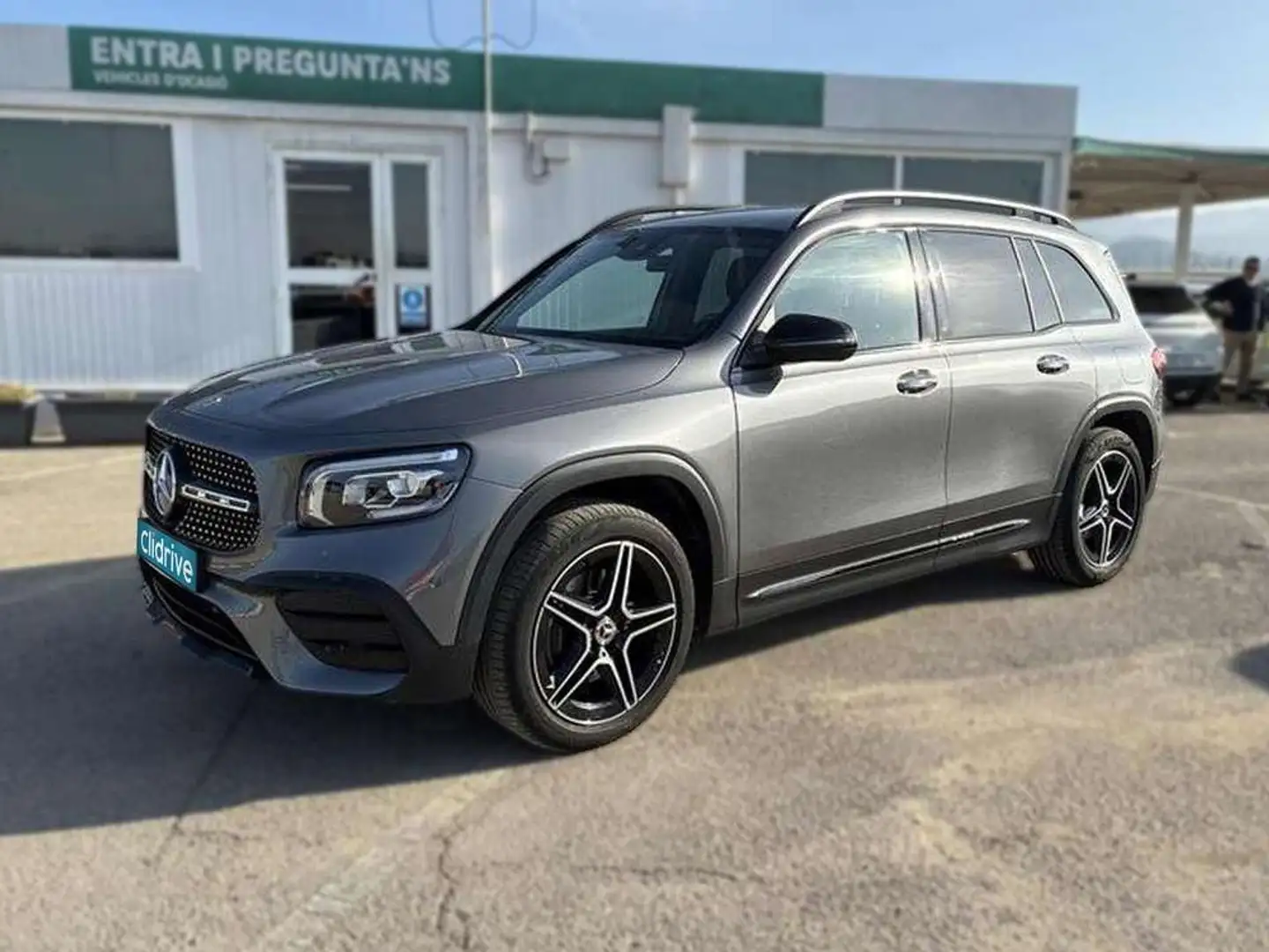 Mercedes-Benz GLB 200 d Gris - 2