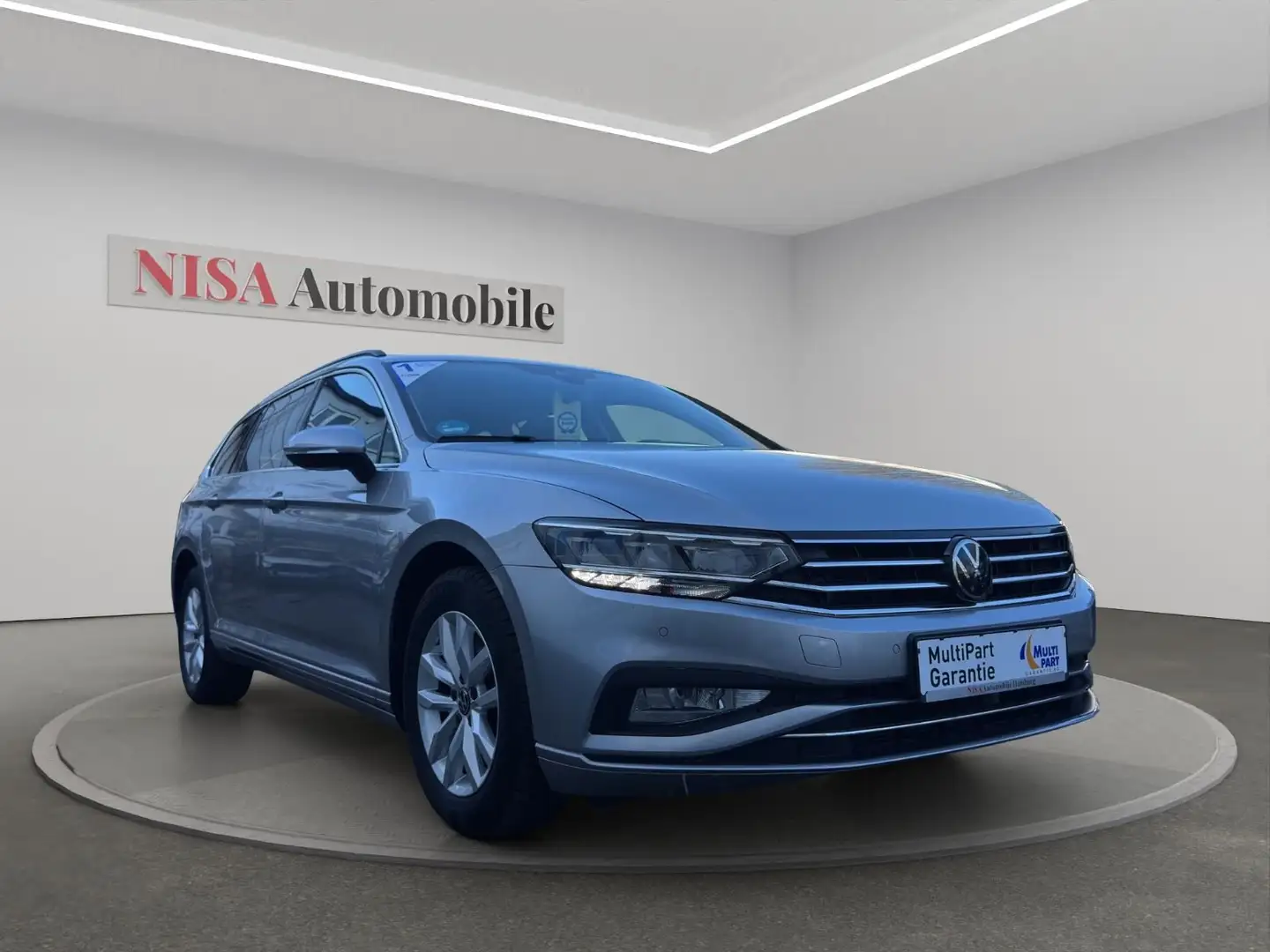 Volkswagen Passat Variant Business Silber - 2