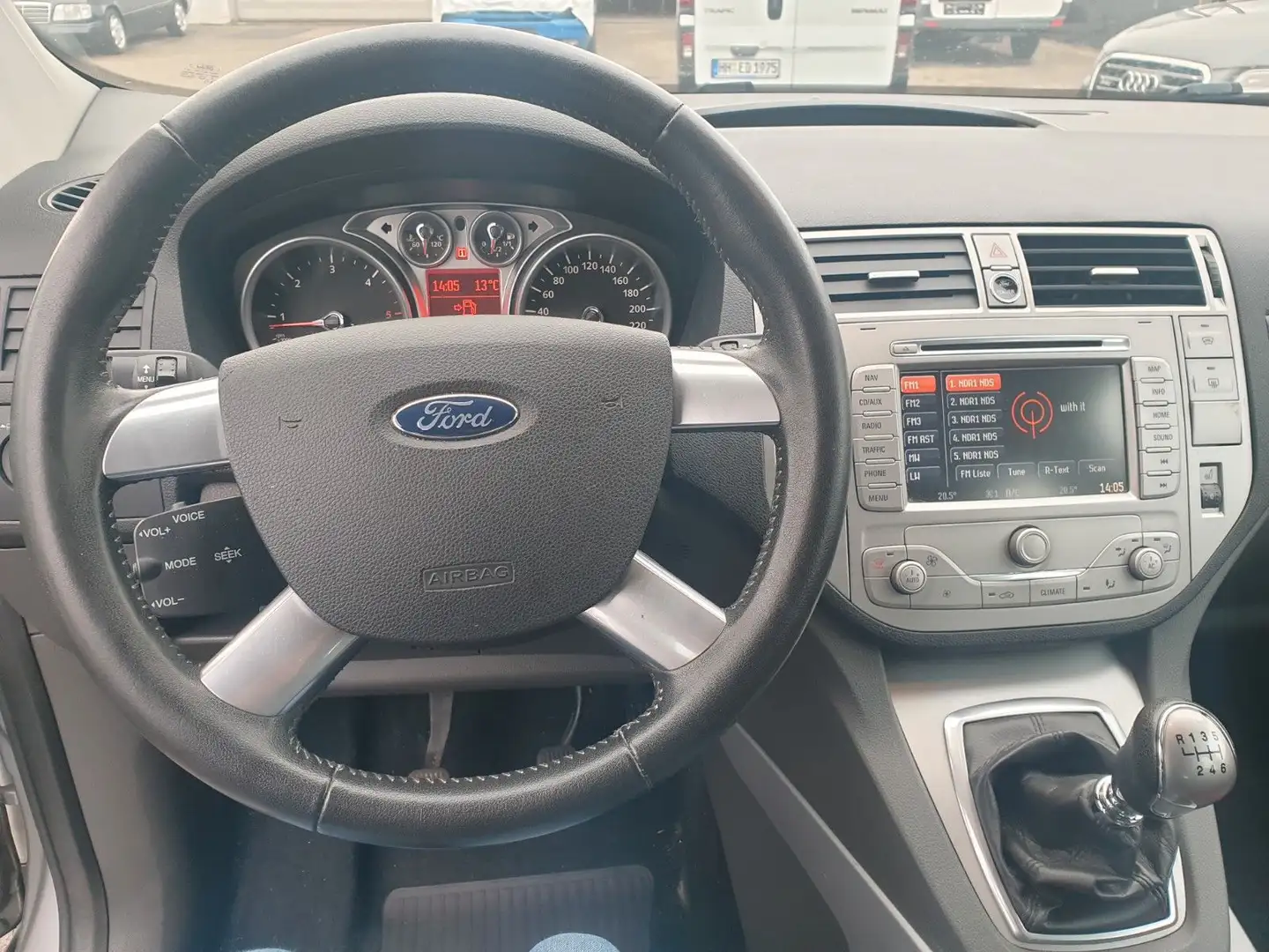 Ford Kuga Trend*Klima*SHZ*AHK Silber - 2