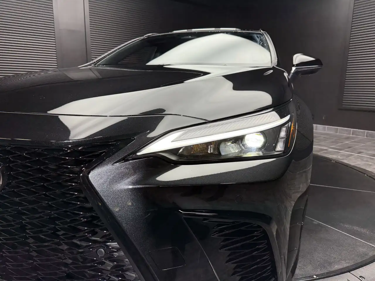 Lexus NX снимка Lexus NX
