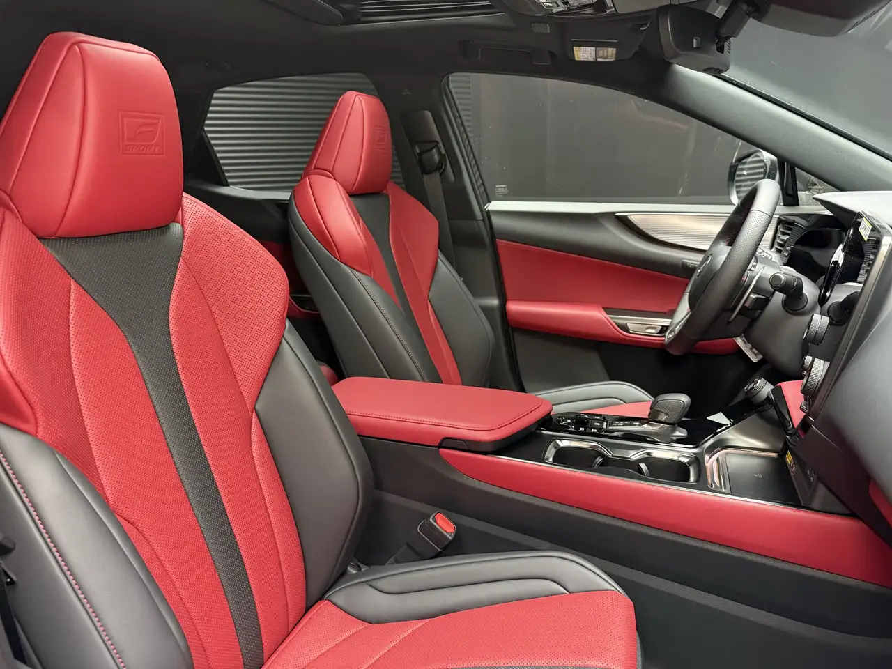 Lexus NX снимка Lexus NX