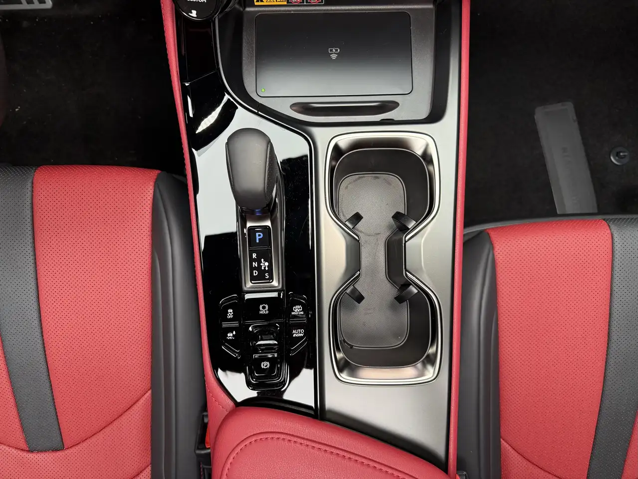 Lexus NX снимка Lexus NX