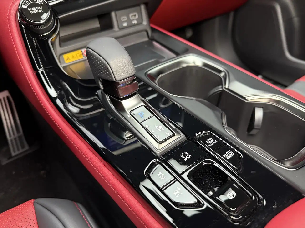 Lexus NX снимка Lexus NX