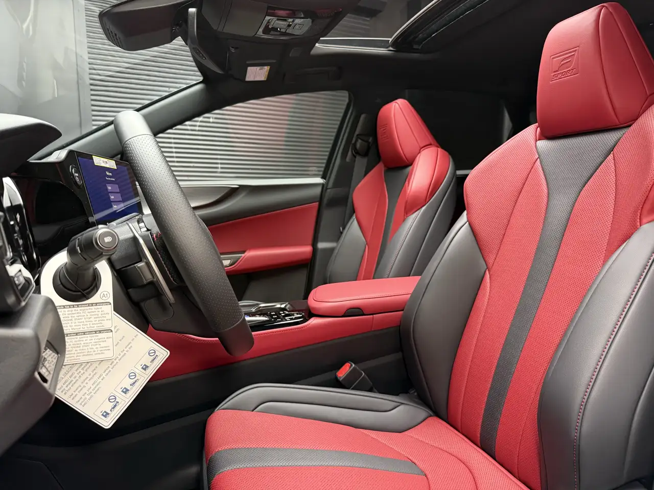 Lexus NX снимка Lexus NX