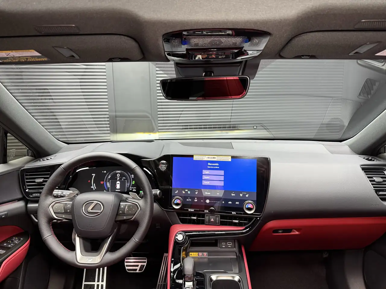 Lexus NX снимка Lexus NX