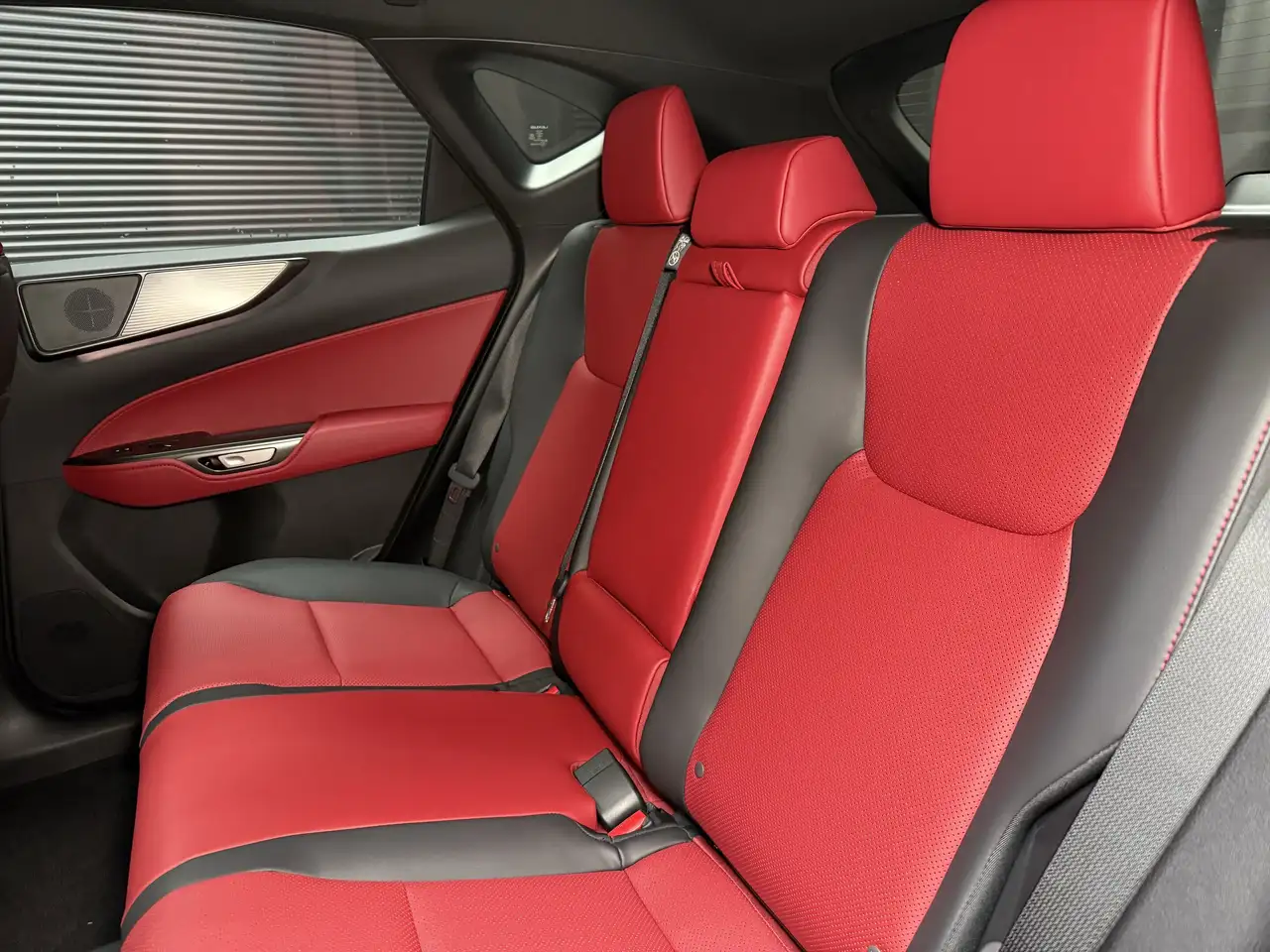 Lexus NX снимка Lexus NX