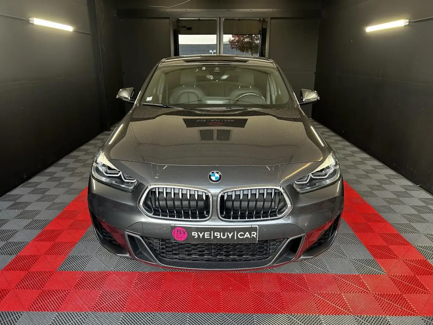 BMW X2 sDrive 20i BV DKG   F39 M Sport - SUV Compact - Garantie 12 mois Gris - 2