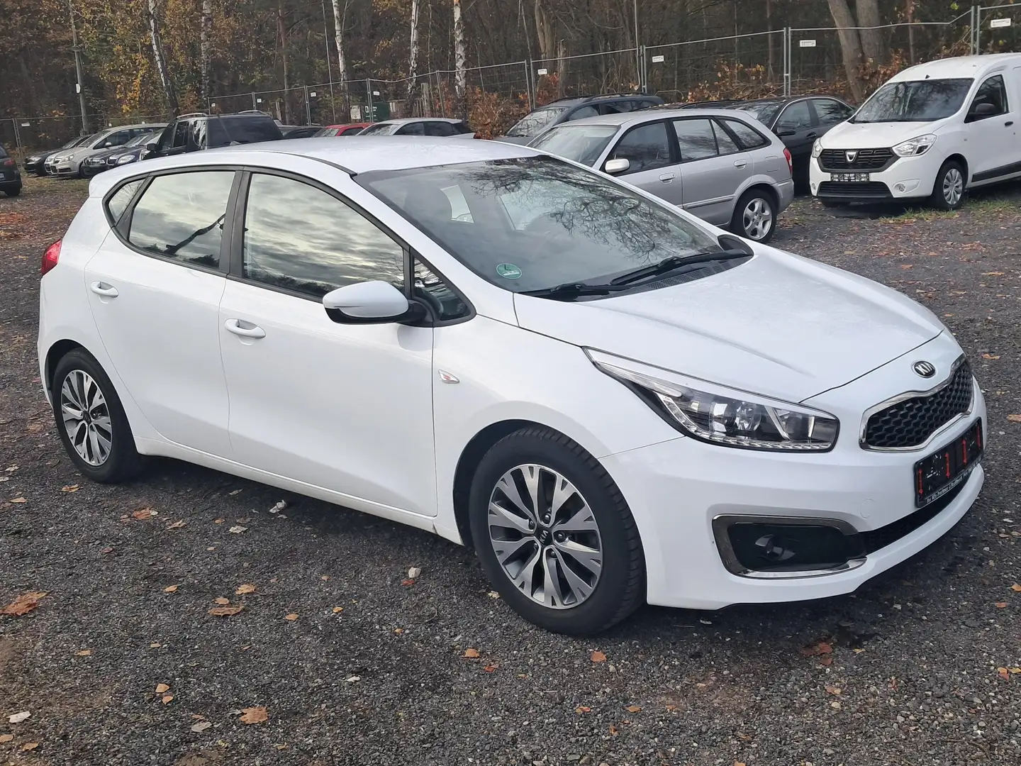 Kia Ceed / cee'd Ceed 1.0 T-GDI 100 ISG Dream-Team Edition Weiß - 2