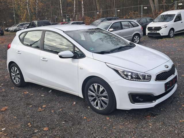 Kia Ceed / cee'd Ceed 1.0 T-GDI 100 ISG Dream-Team Edition
