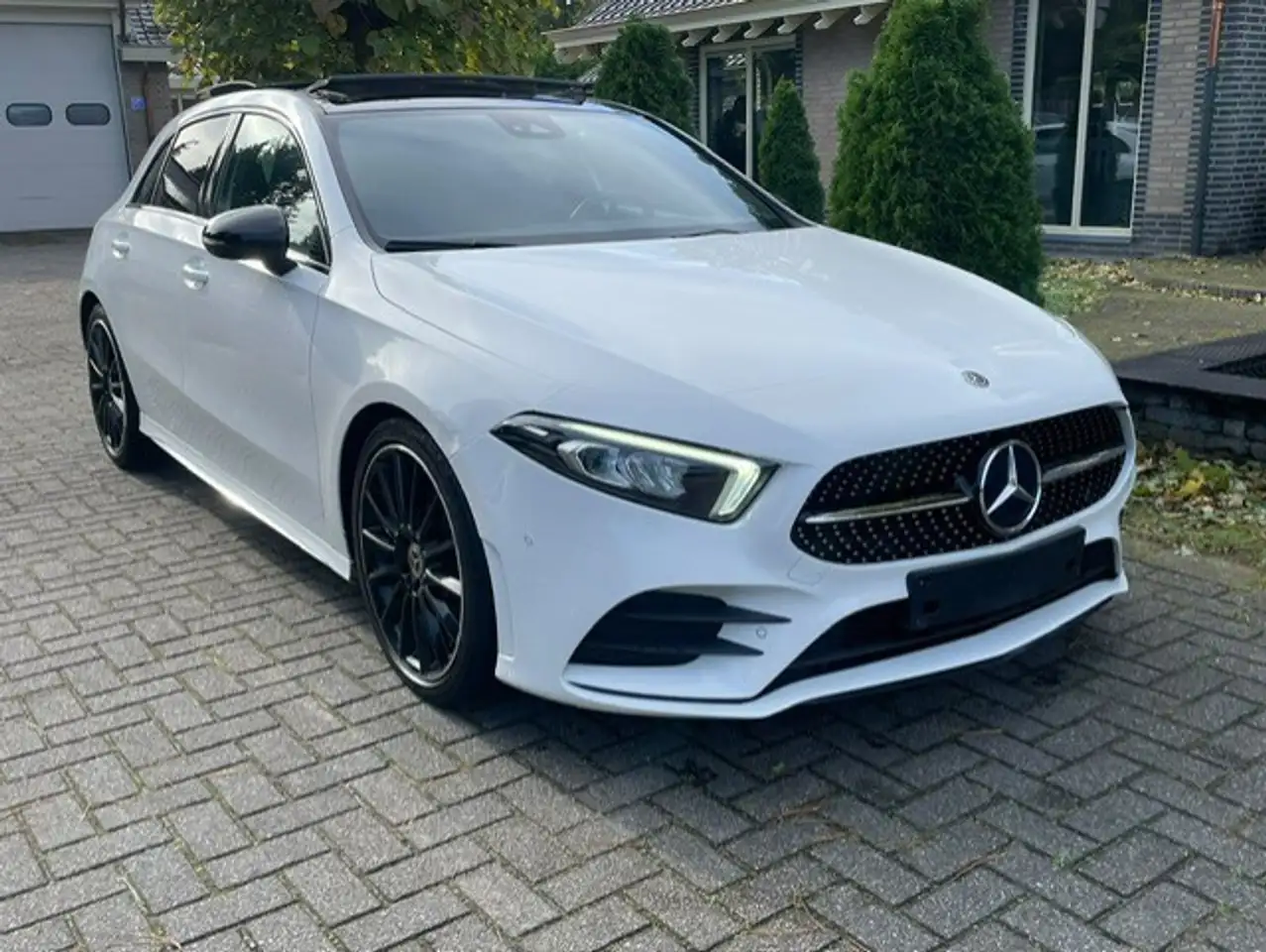 Mercedes-Benz A 200
