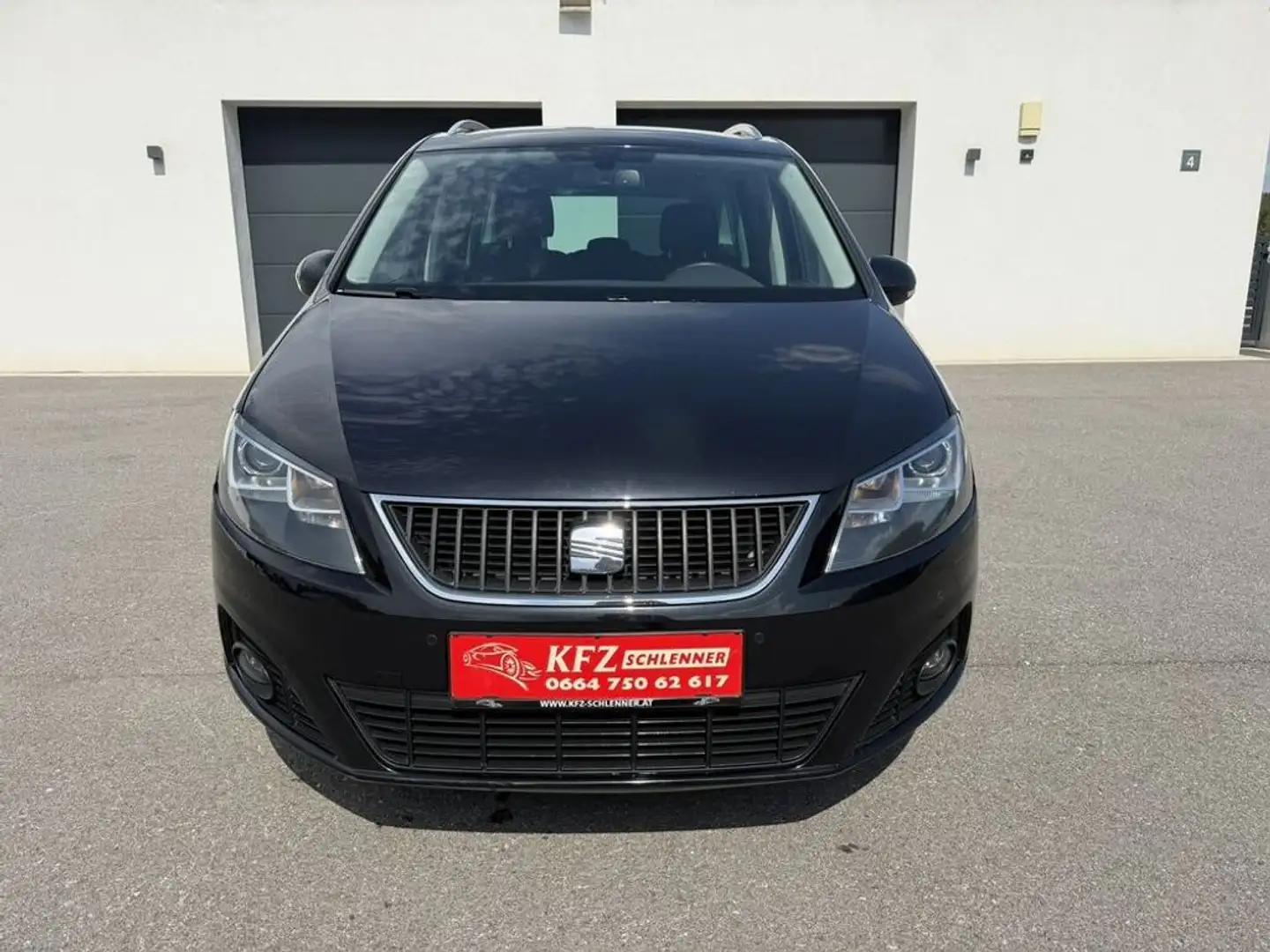 SEAT Alhambra Style 2,0 TDI DSG/Xenon/Navi Schwarz - 2