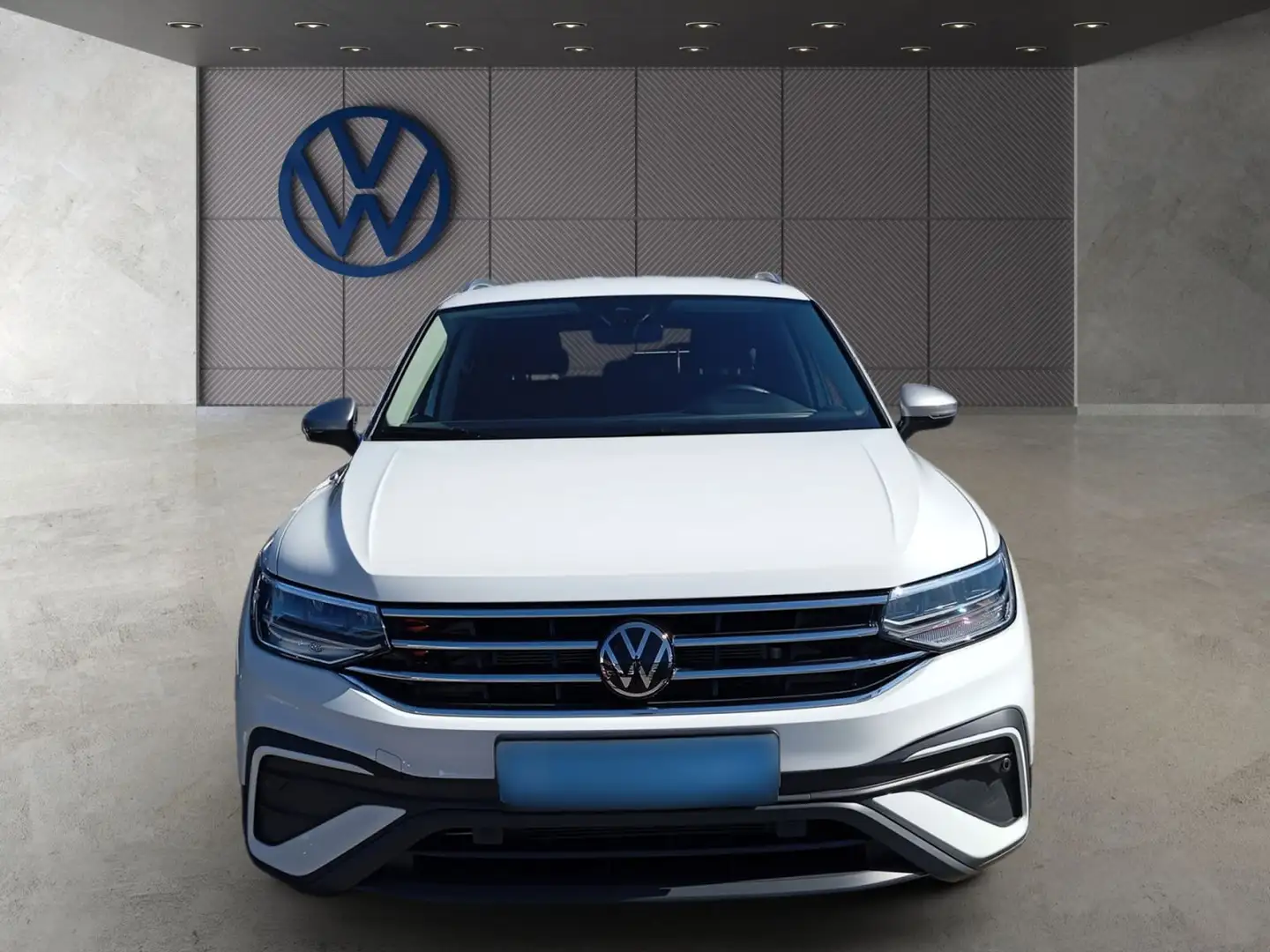 Volkswagen Tiguan Allspace 2.0 TDI DSG Life Navi AHK Rückfa Weiß - 2