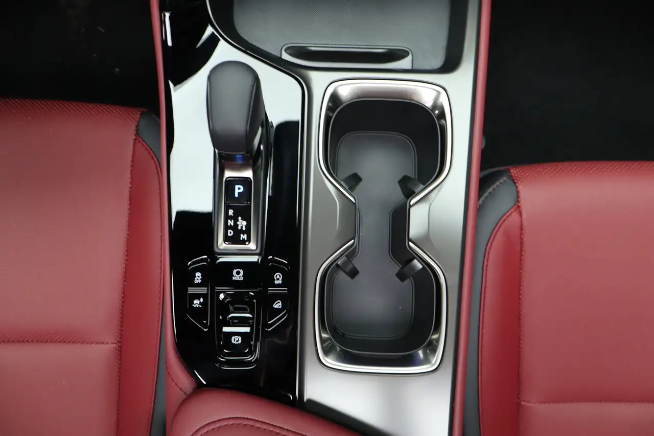 Lexus NX снимка Lexus NX