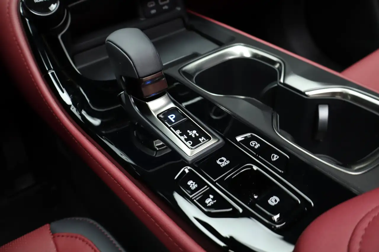 Lexus NX снимка Lexus NX
