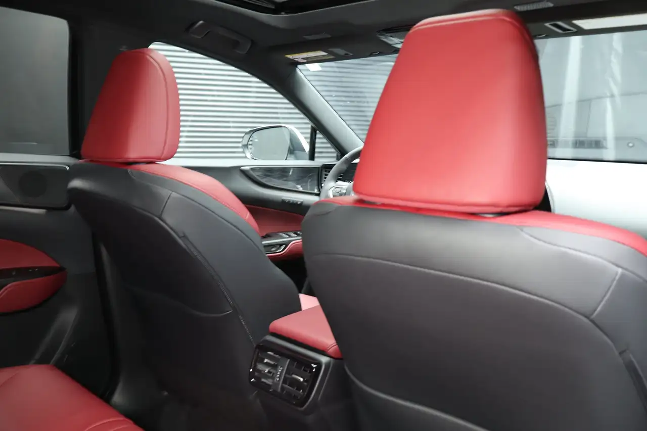 Lexus NX снимка Lexus NX