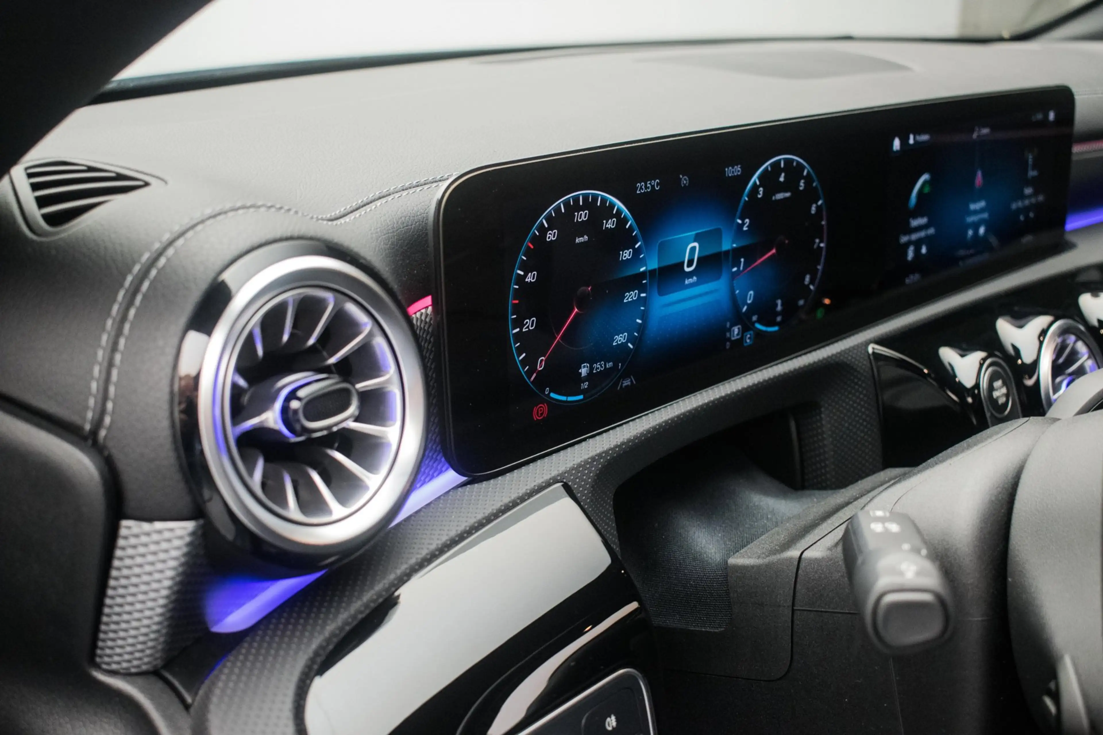 Mercedes-Benz CLA 180 Business Solution Luxury NL-auto [ Panoramadak Sfe — photo 9