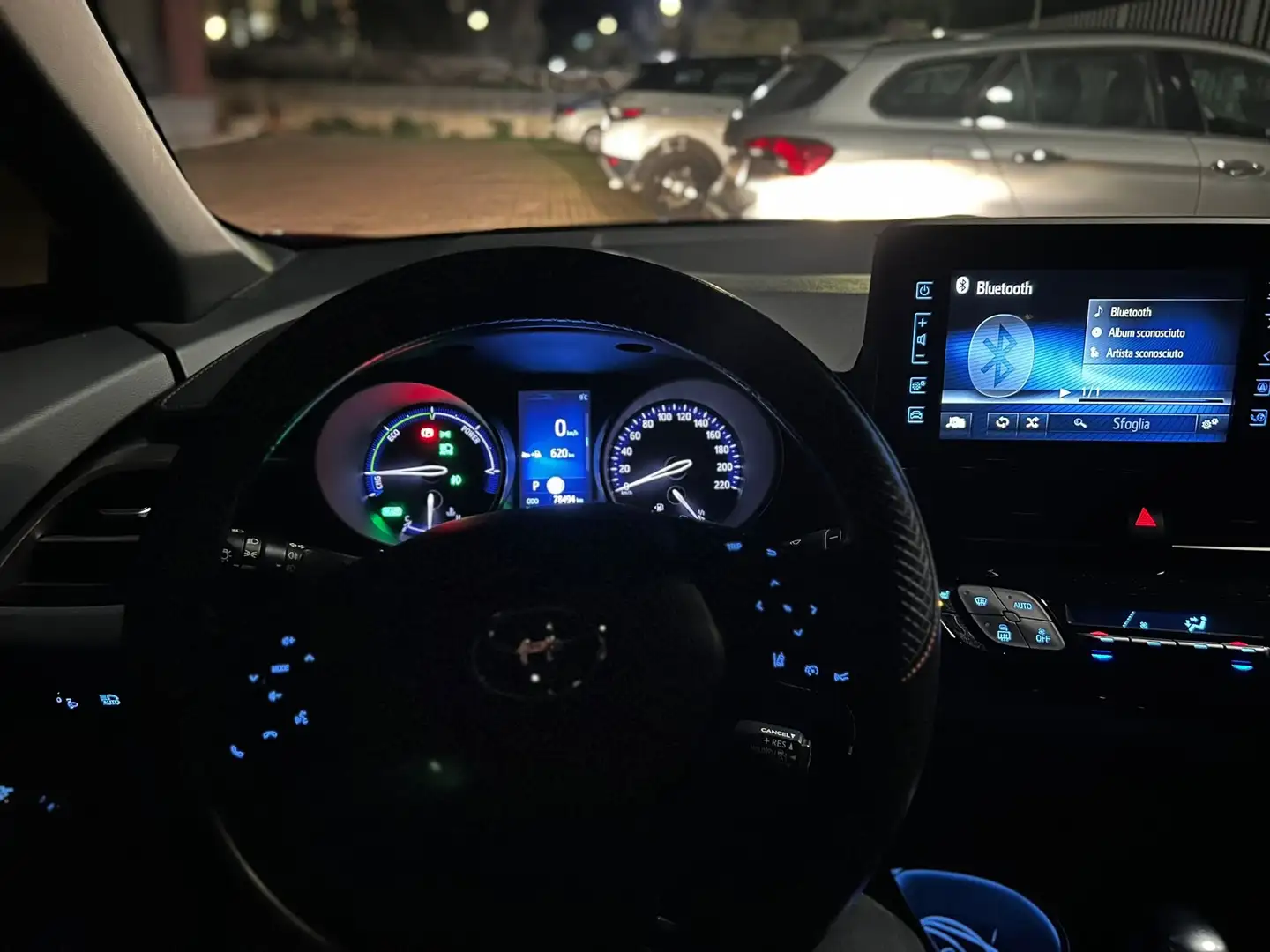 Toyota C-HR C-HR I 2016 1.8h Trend 2wd e-cvt Rosso - 1