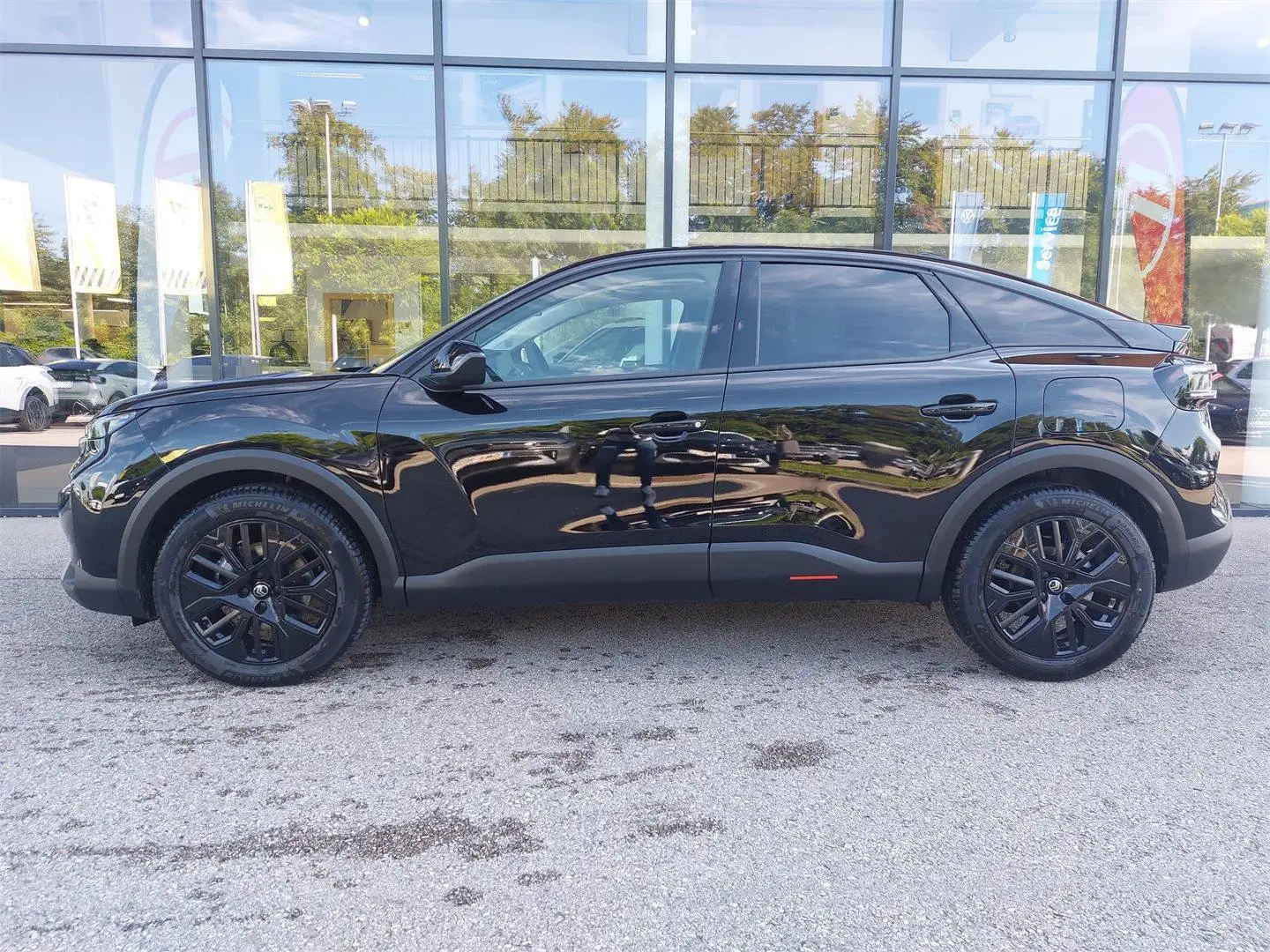 Citroen C4 Hybrid mHEV 145 e-DSC6 Collection Schwarz - 2