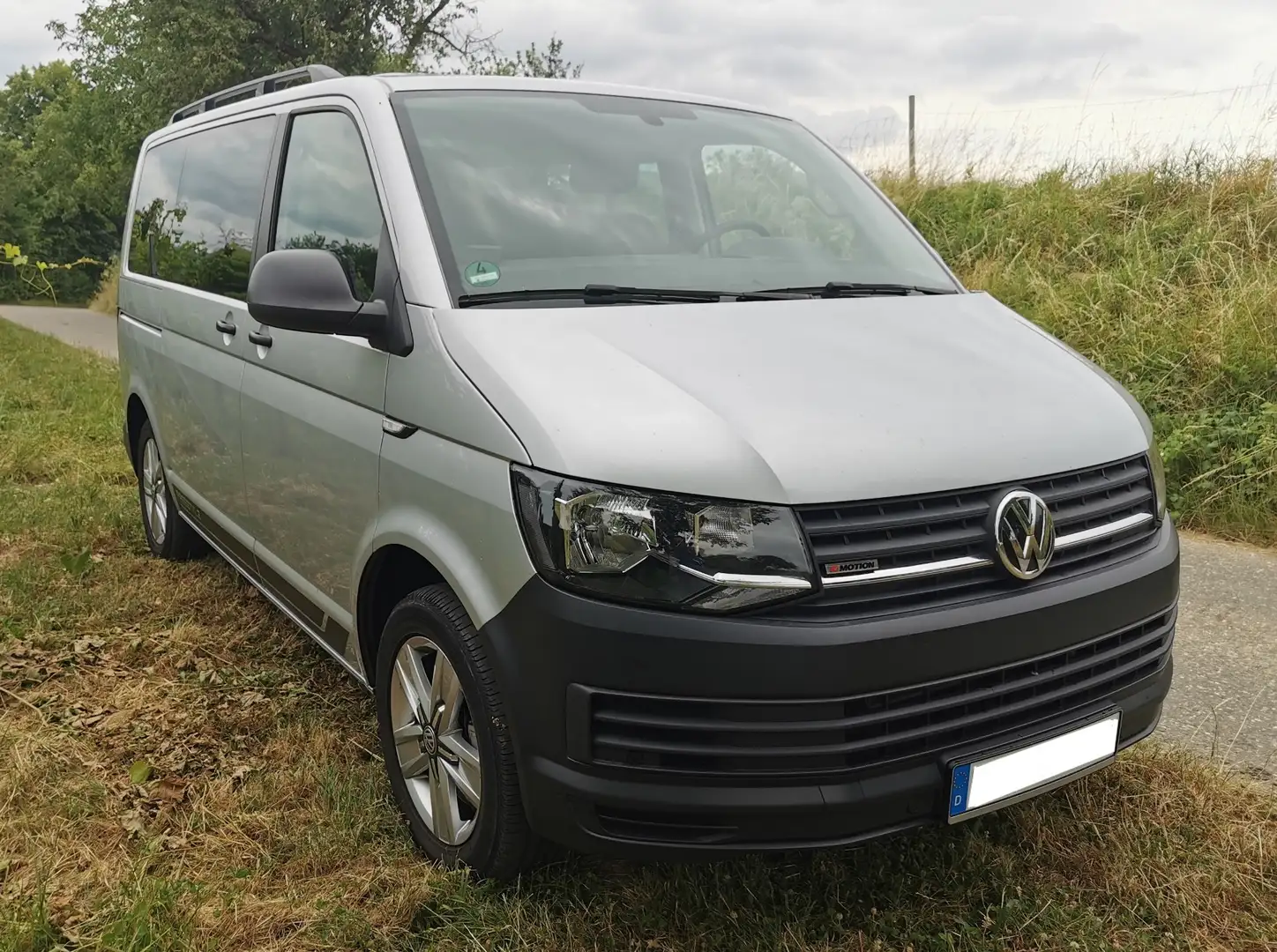 Volkswagen T6 Multivan Kurz 4MOTION Freestyle Zilver - 2