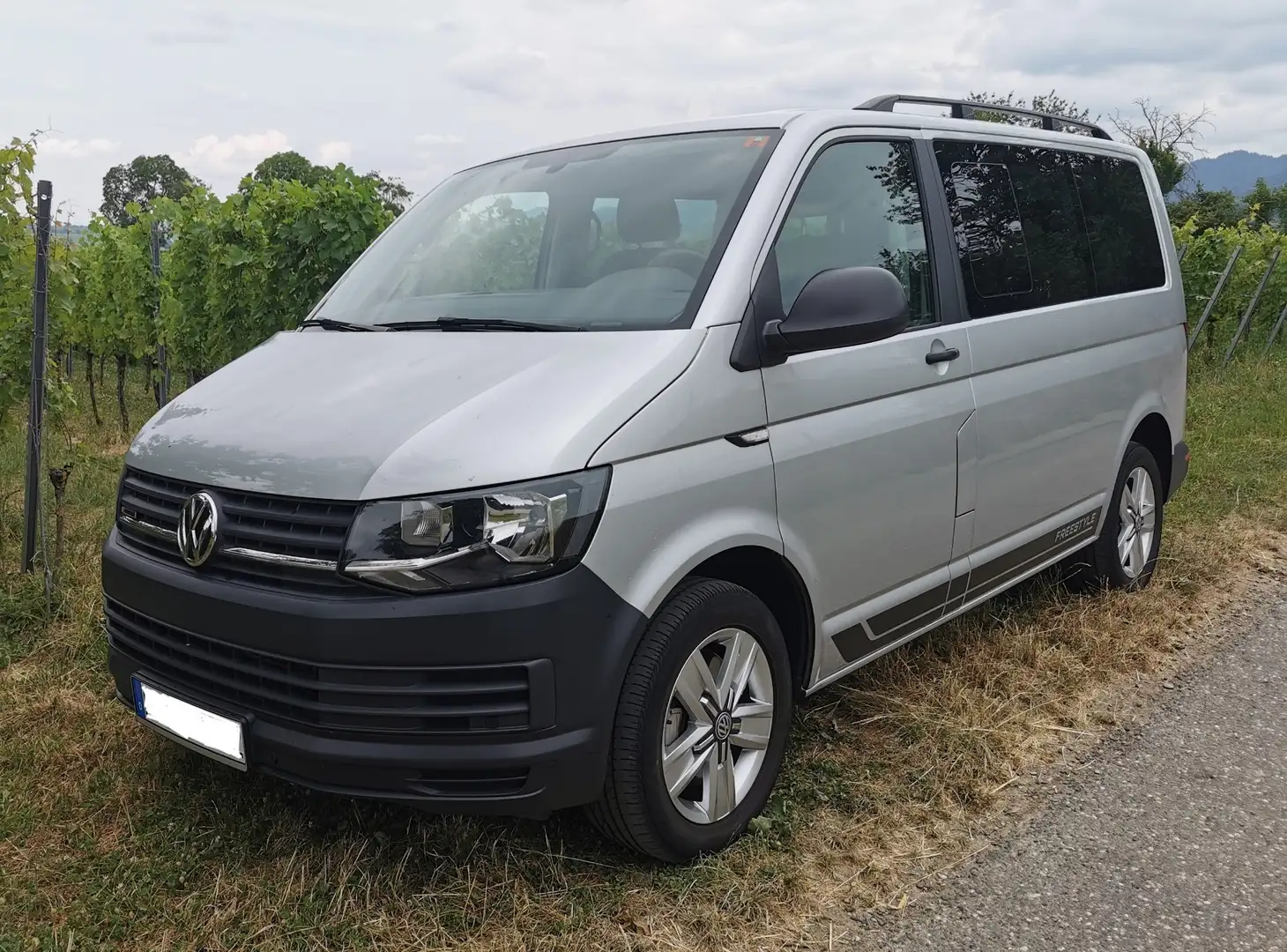 Volkswagen T6 Multivan Kurz 4MOTION Freestyle Zilver - 1