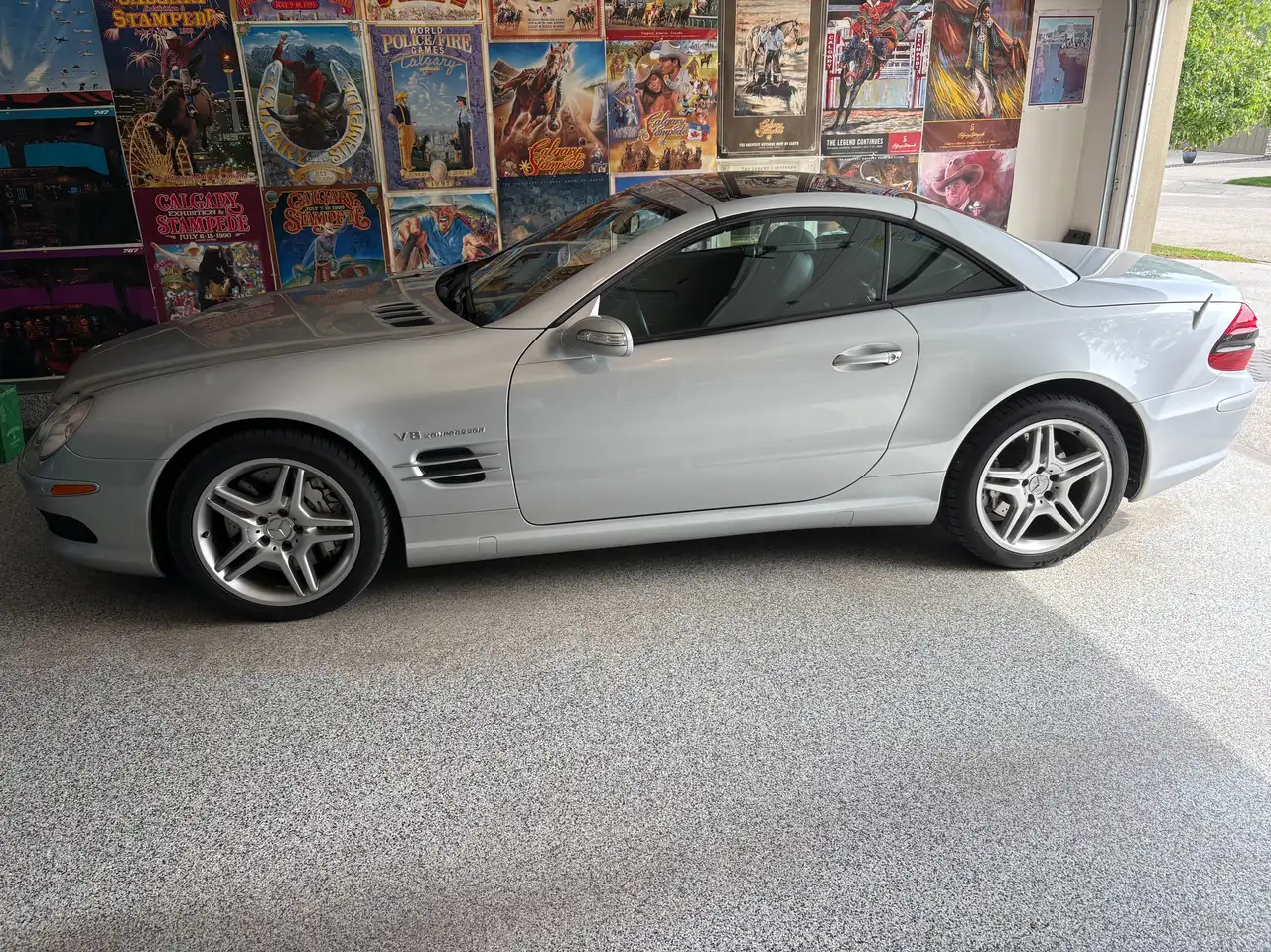 Mercedes-Benz SL снимка Mercedes-Benz SL