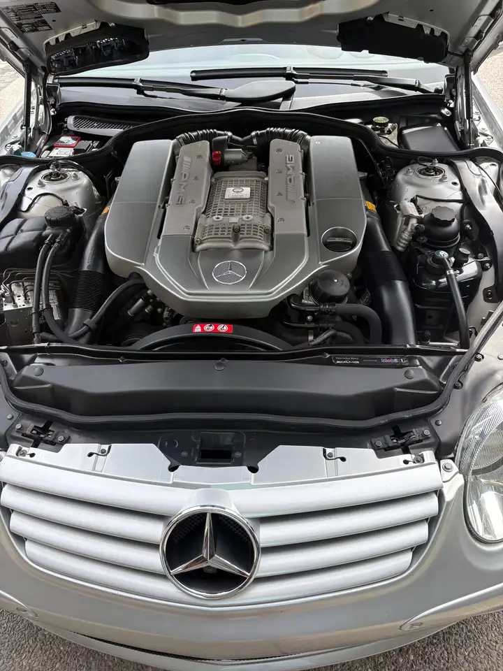 Mercedes-Benz SL снимка Mercedes-Benz SL