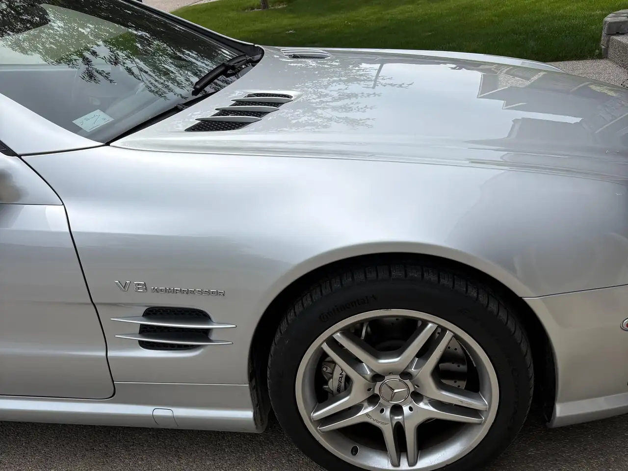Mercedes-Benz SL снимка Mercedes-Benz SL