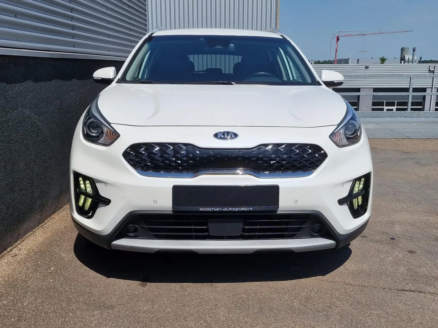 Kia Niro 1.6 GDi Hybrid Edition Navigatie, Smart Key, PDC, Weiß - 2