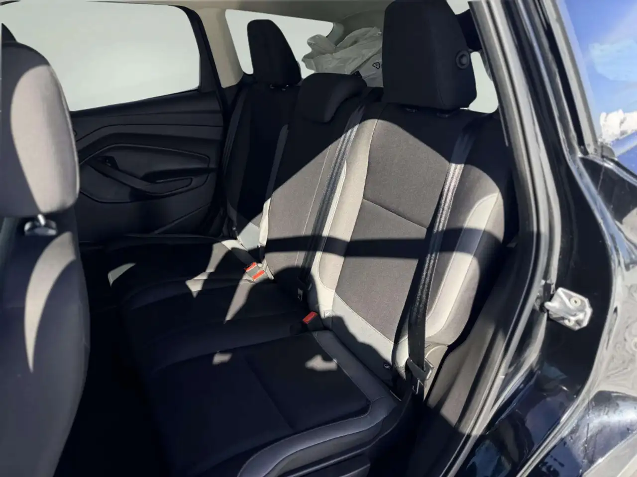 Ford Escape снимка Ford Escape