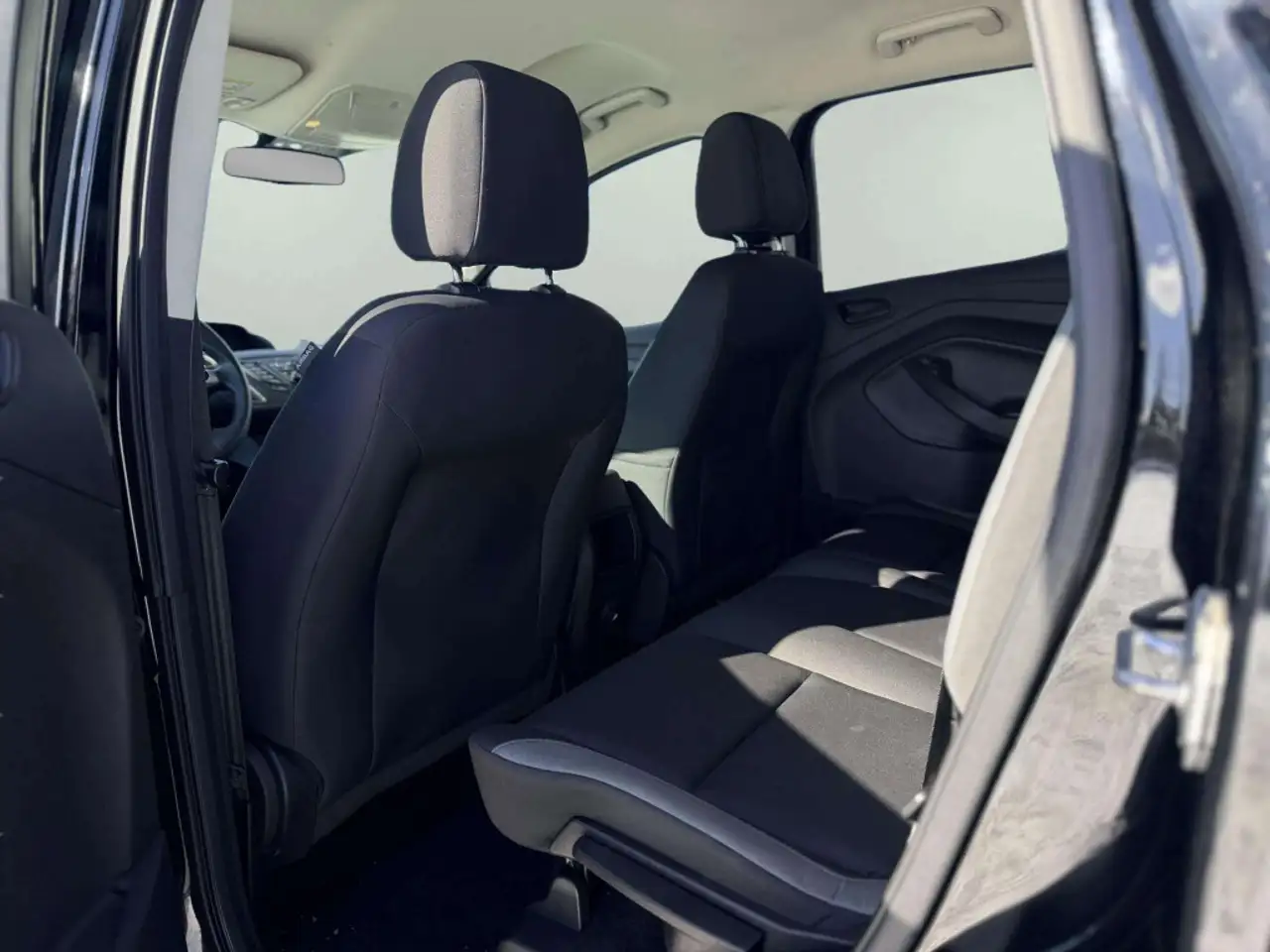 Ford Escape снимка Ford Escape