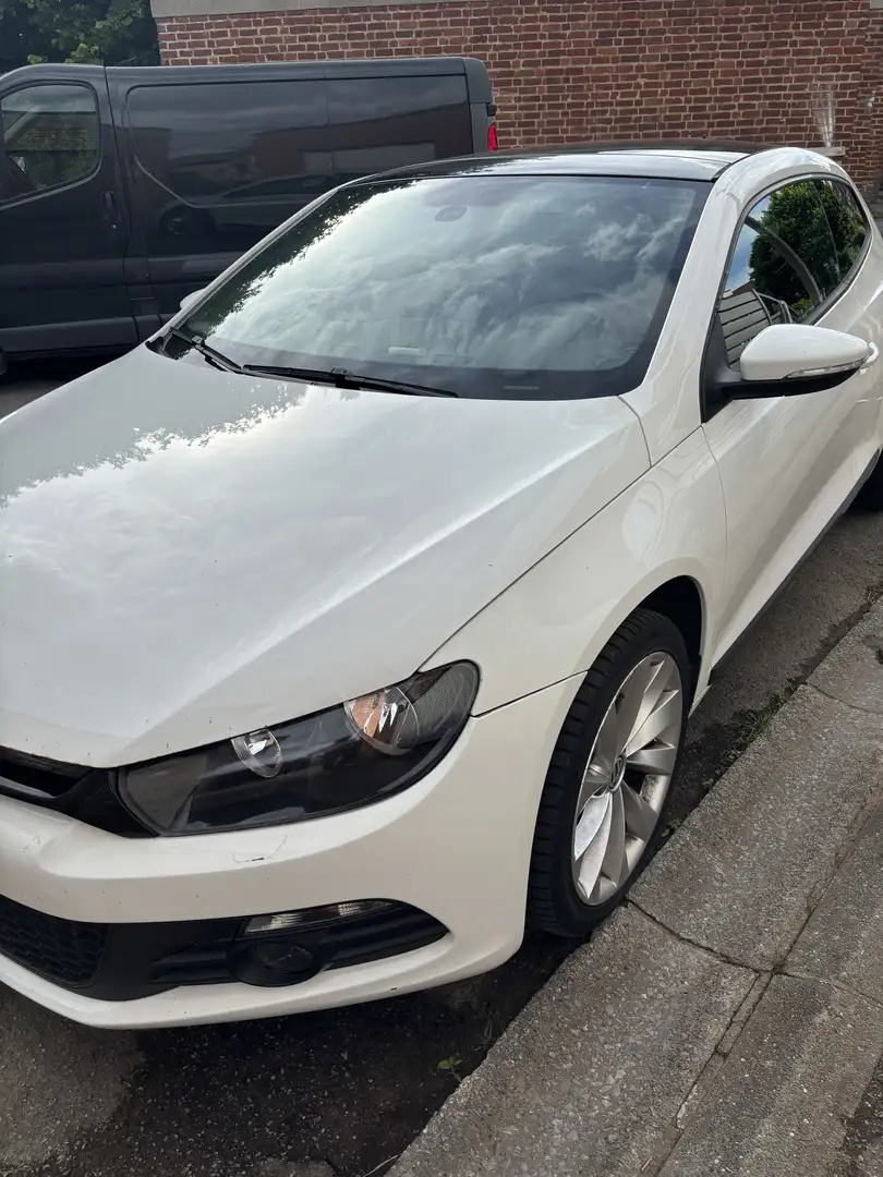 Volkswagen Scirocco 2.0 CR TDi DPF - 2