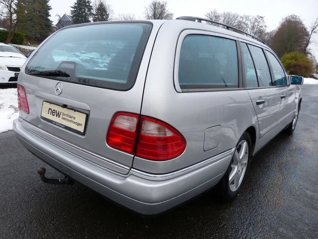 Mercedes-Benz E 200 T Avantgarde [DAB/KAMERA/AHK/TÜV], foto 2