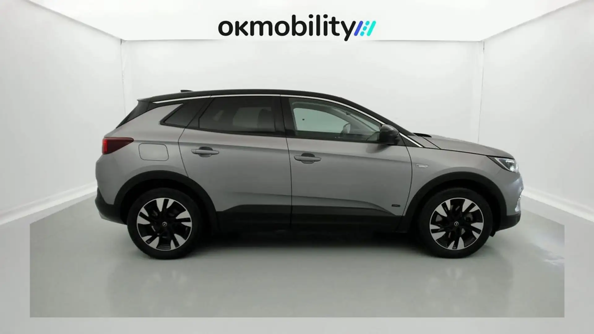 Opel Grandland X 1.6 PHEV 300 AT ultimate Plateado - 2
