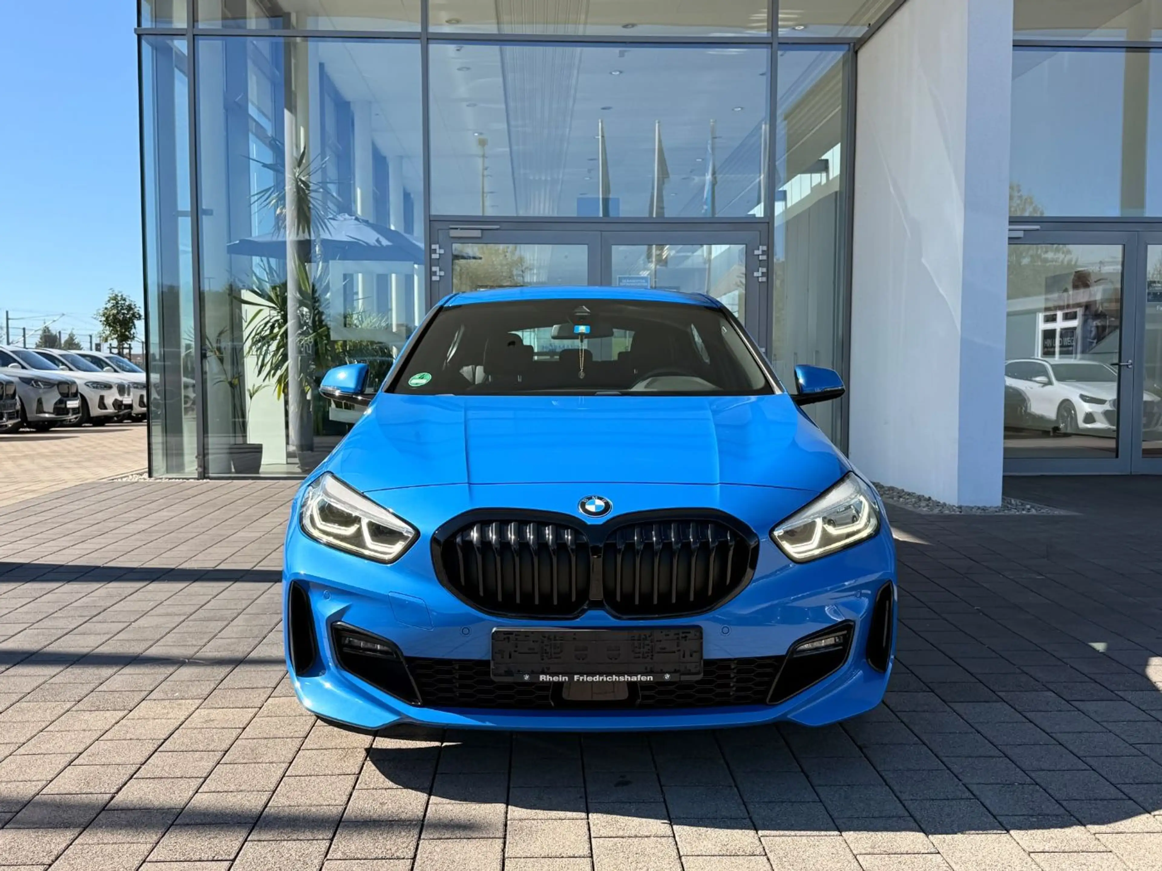 BMW 118 i M Sport Lenkradheizung PDC LED Sitzheizung — photo 3