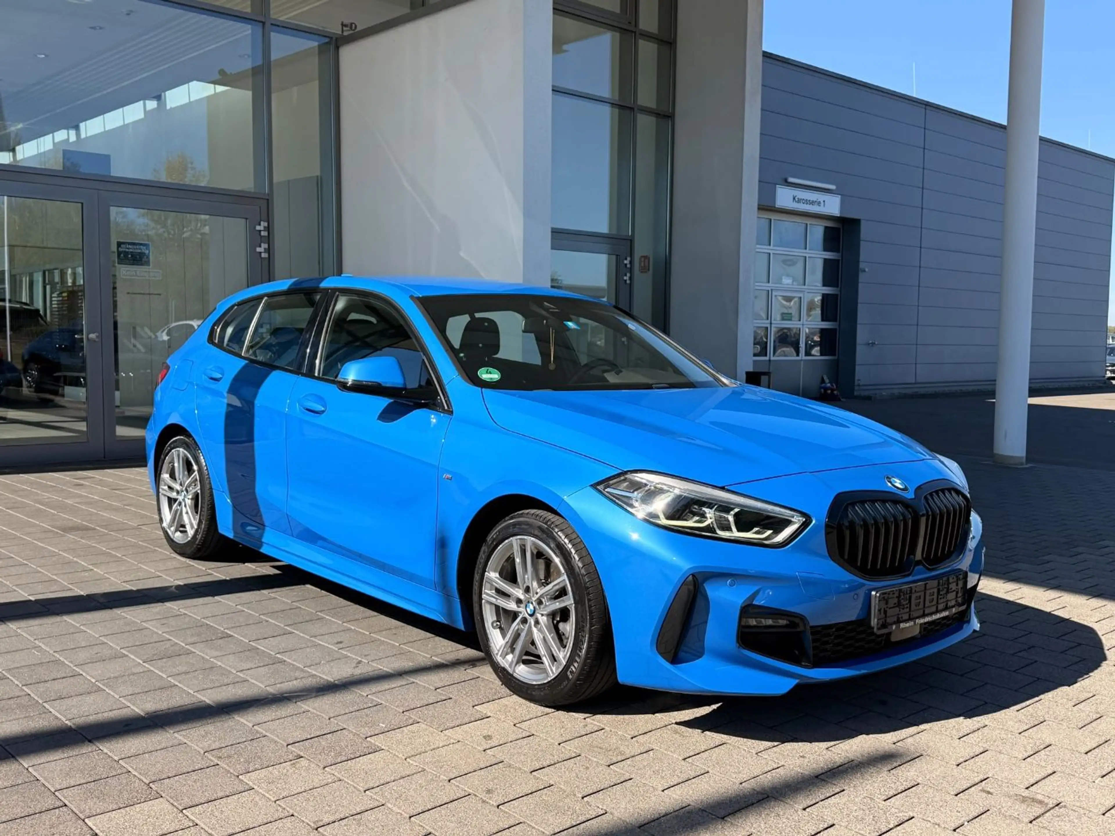 BMW 118 i M Sport Lenkradheizung PDC LED Sitzheizung — photo 4