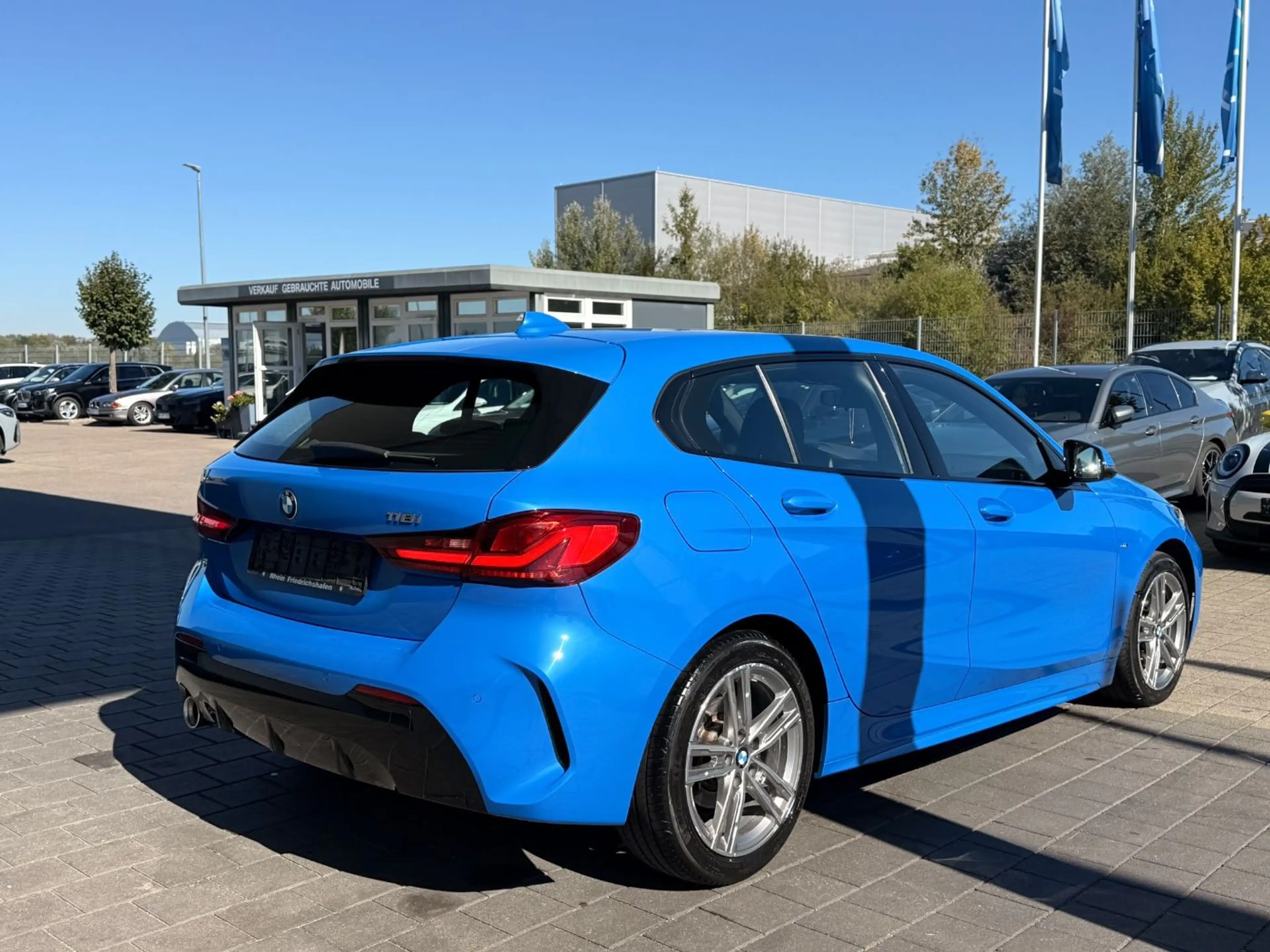 BMW 118 i M Sport Lenkradheizung PDC LED Sitzheizung — photo 6