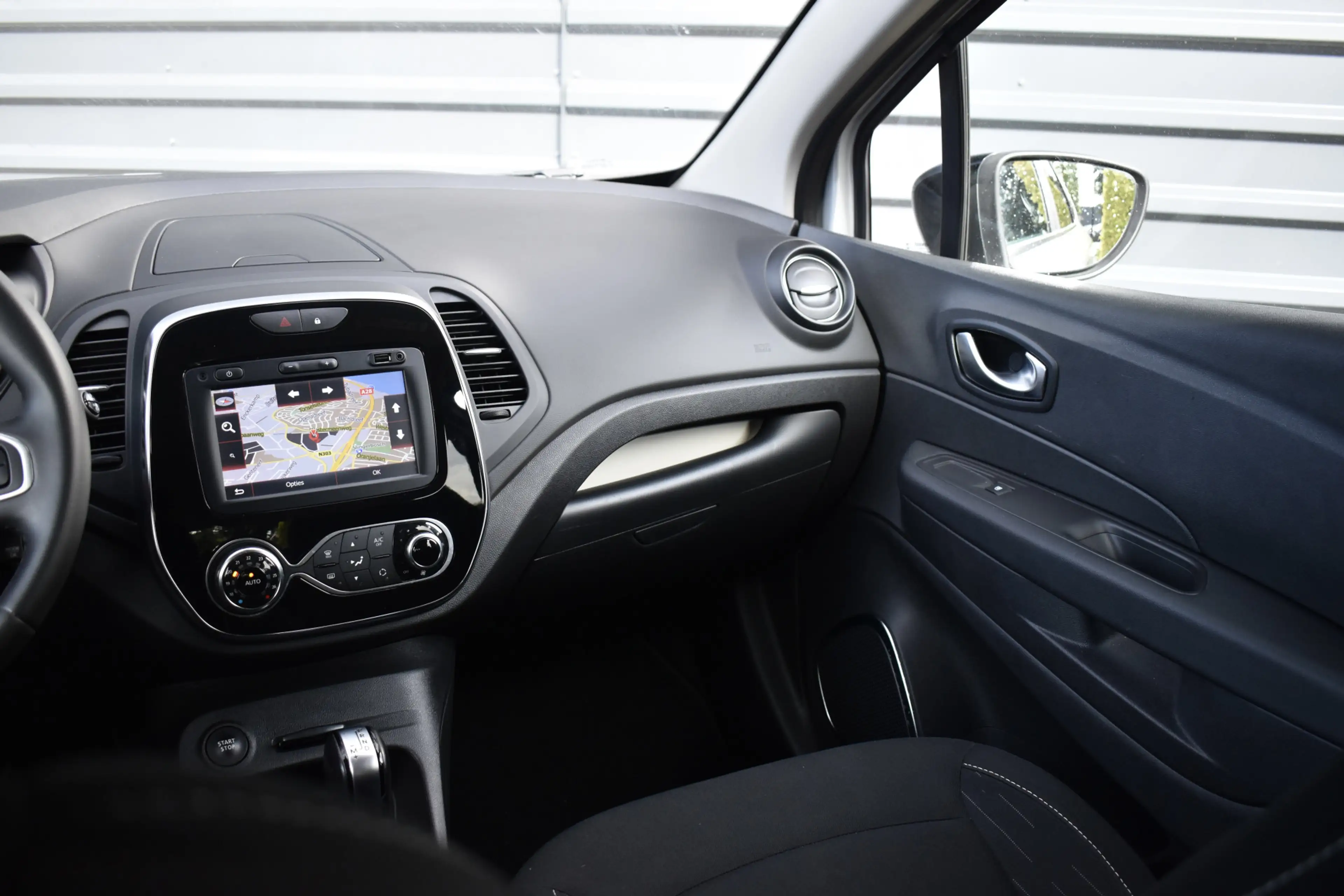 Renault Captur 1.2 TCe Aut. Limited | Trekhaak | Camera |  Keyles — photo 21