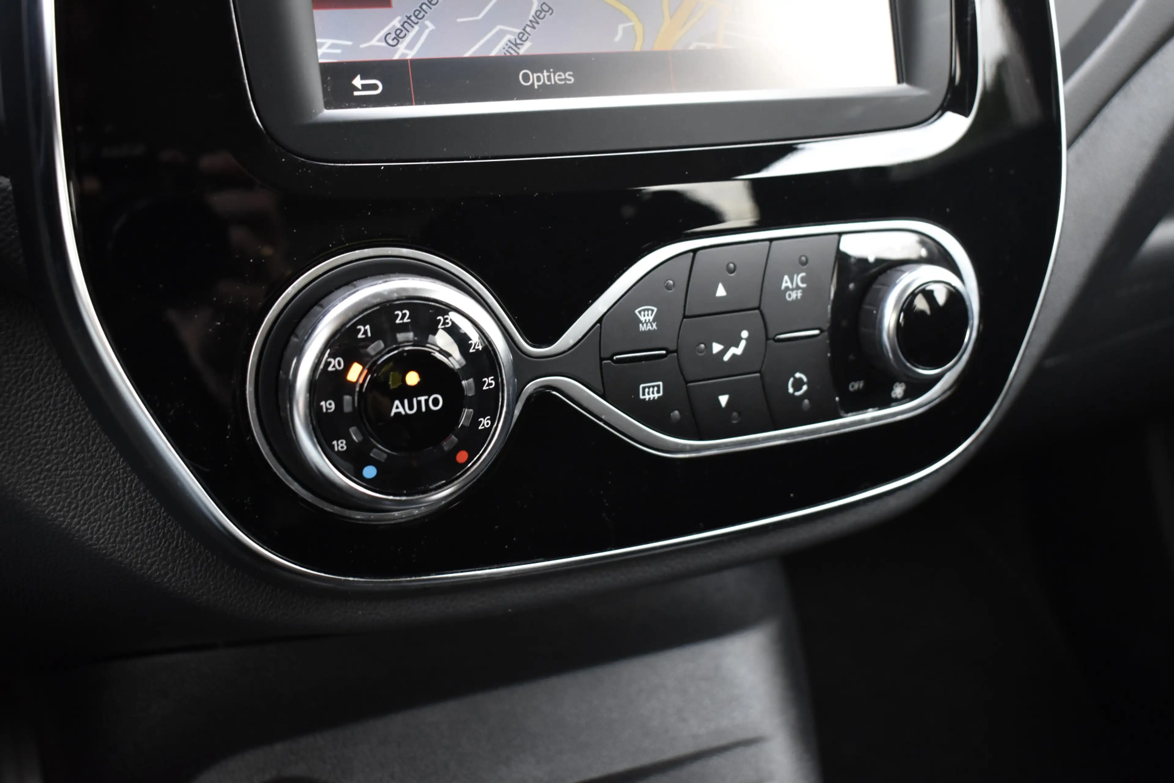 Renault Captur 1.2 TCe Aut. Limited | Trekhaak | Camera |  Keyles — photo 11