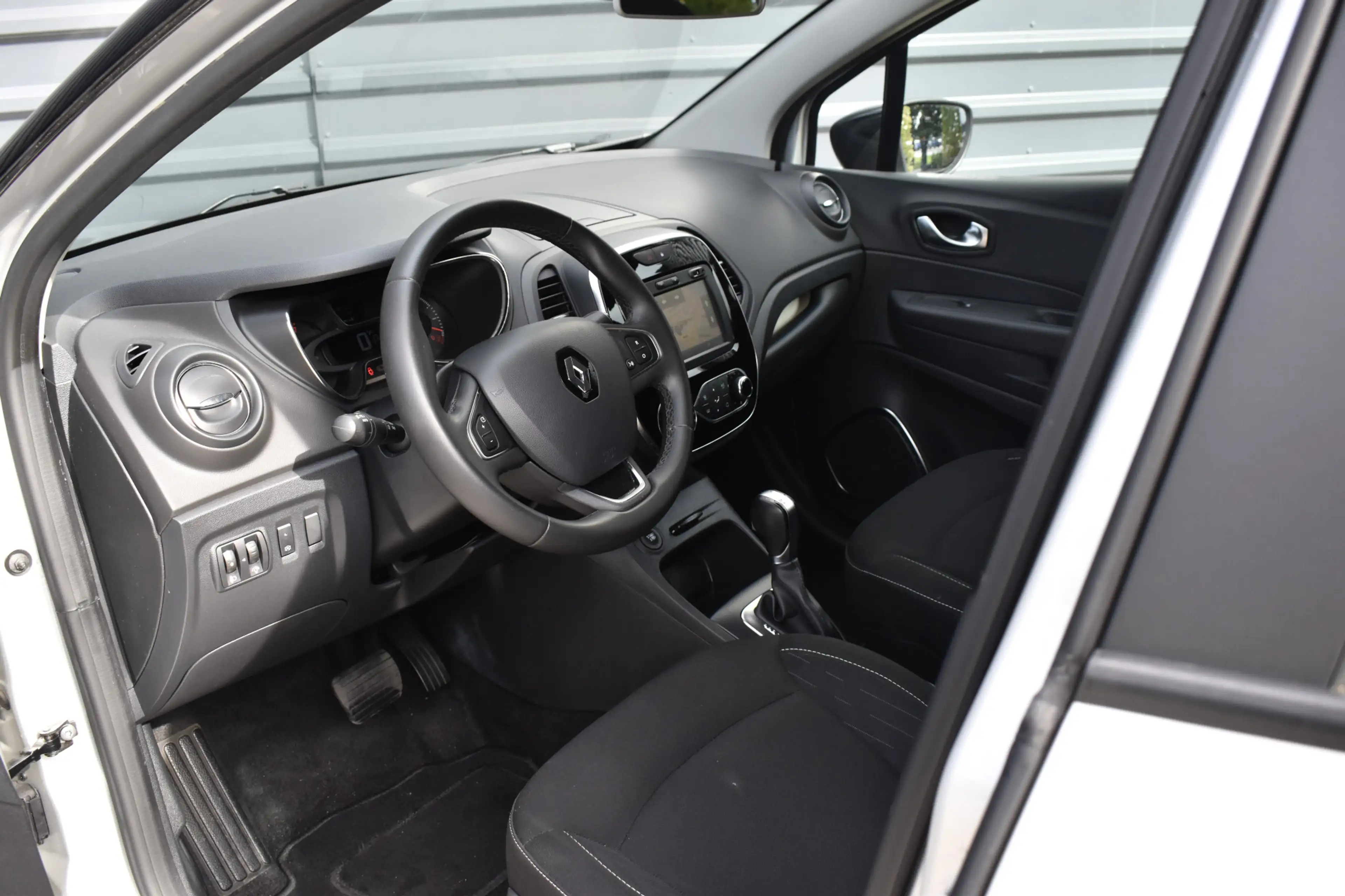Renault Captur 1.2 TCe Aut. Limited | Trekhaak | Camera |  Keyles — photo 10