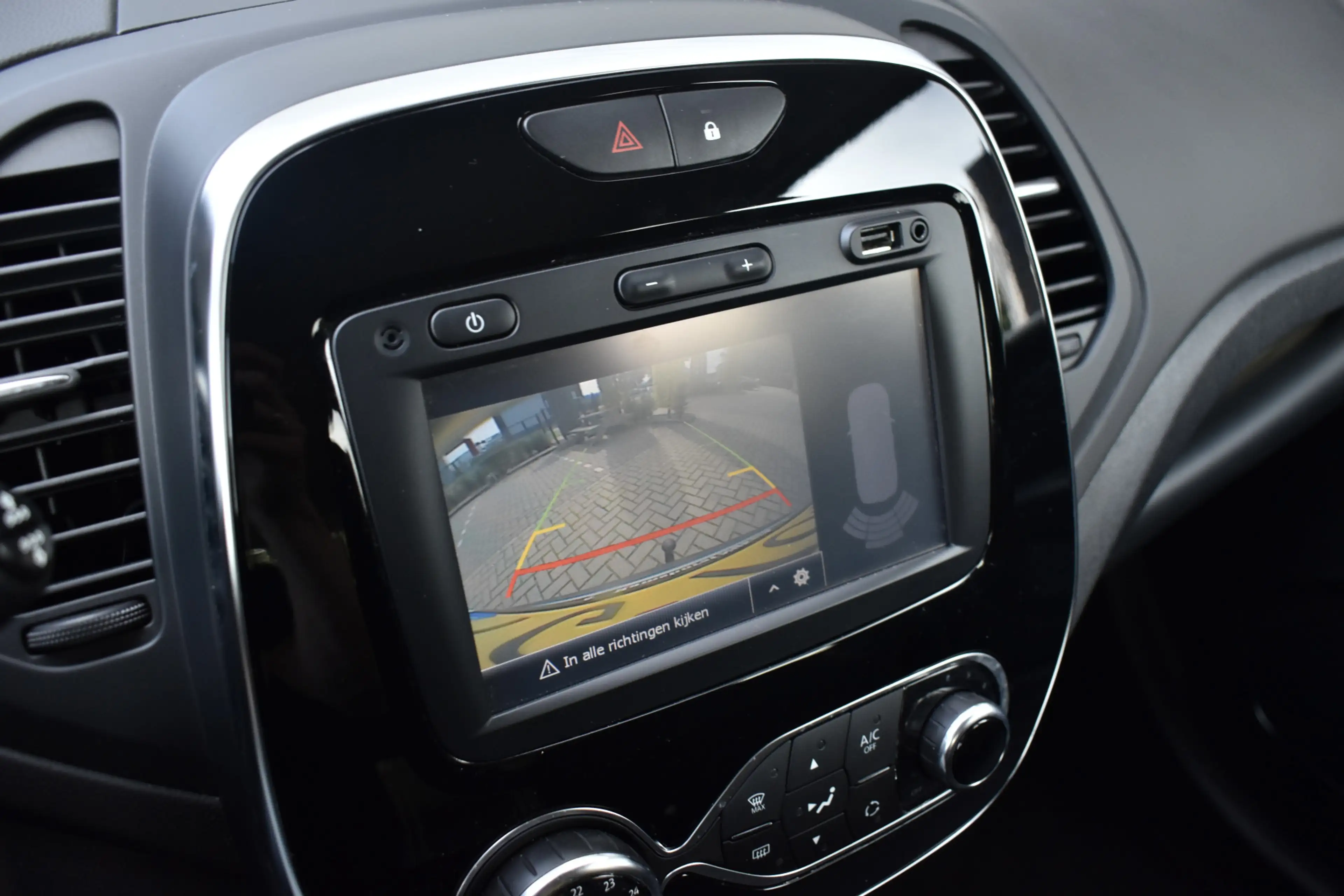 Renault Captur 1.2 TCe Aut. Limited | Trekhaak | Camera |  Keyles — photo 8